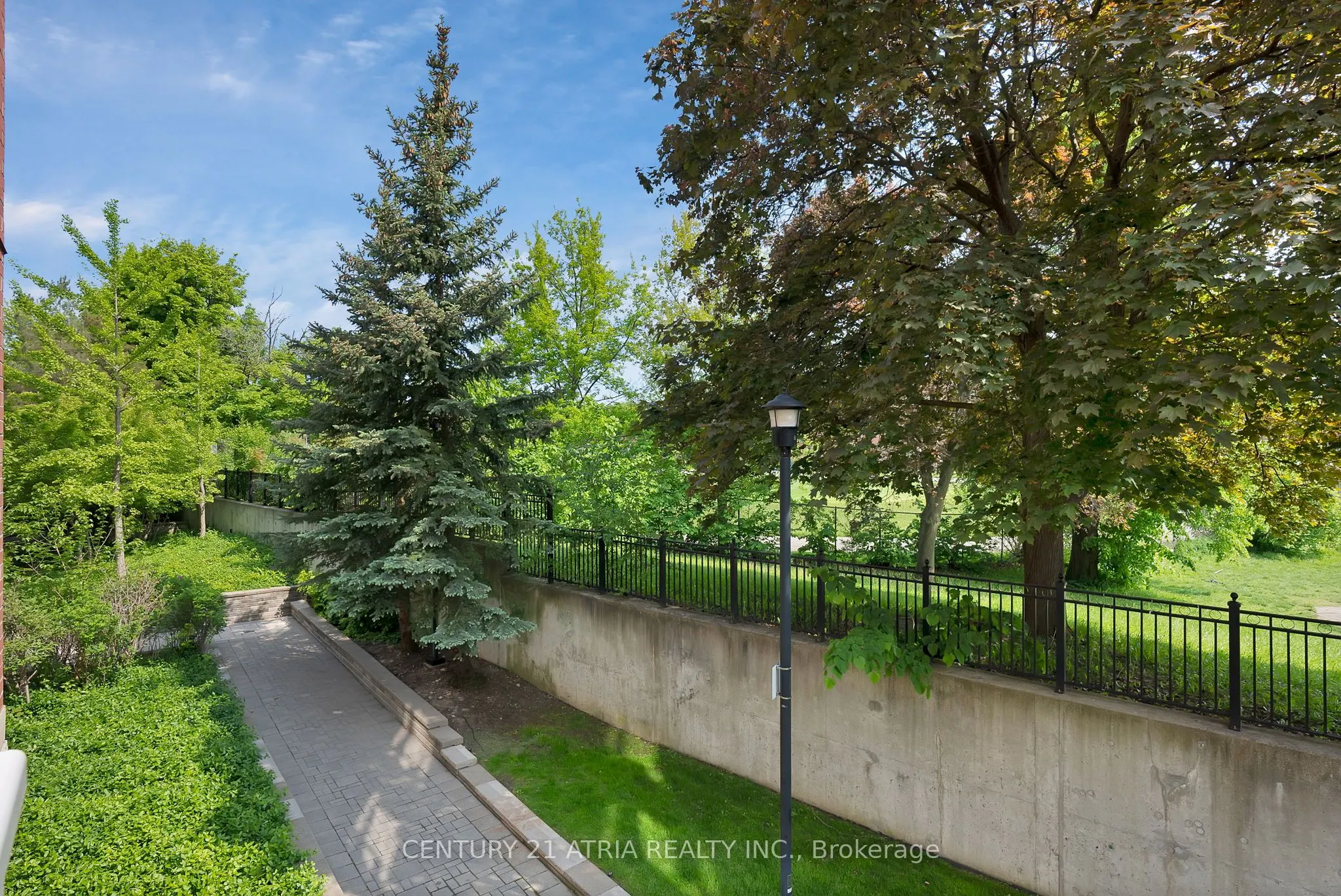 455 Rosewell Avenue, #204