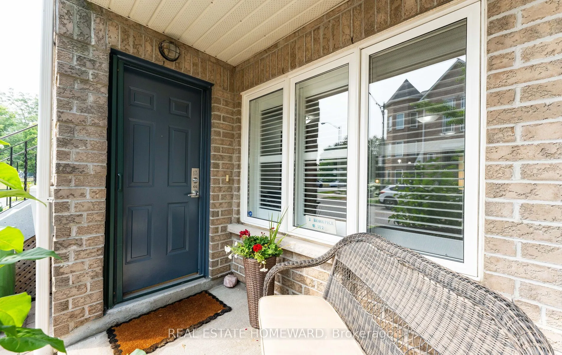 2 Brian Peck Crescent, #102