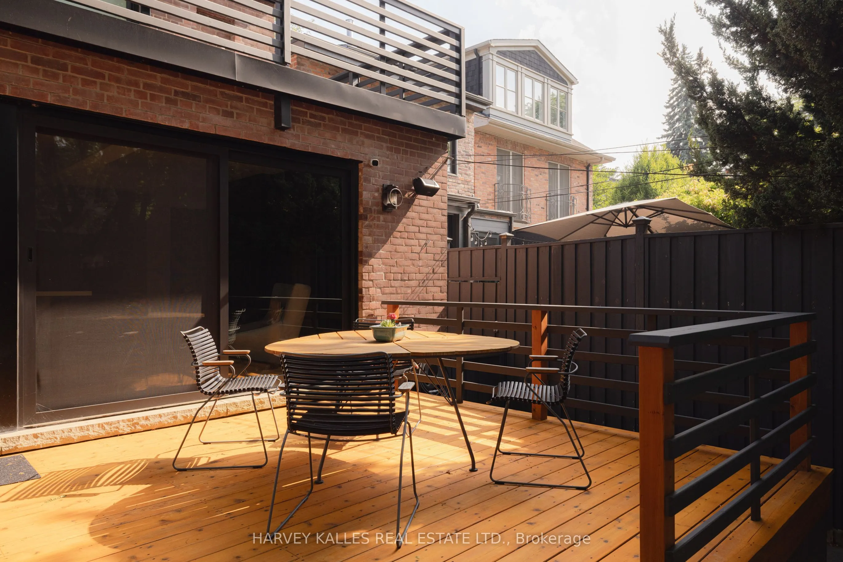 26 McMaster Avenue