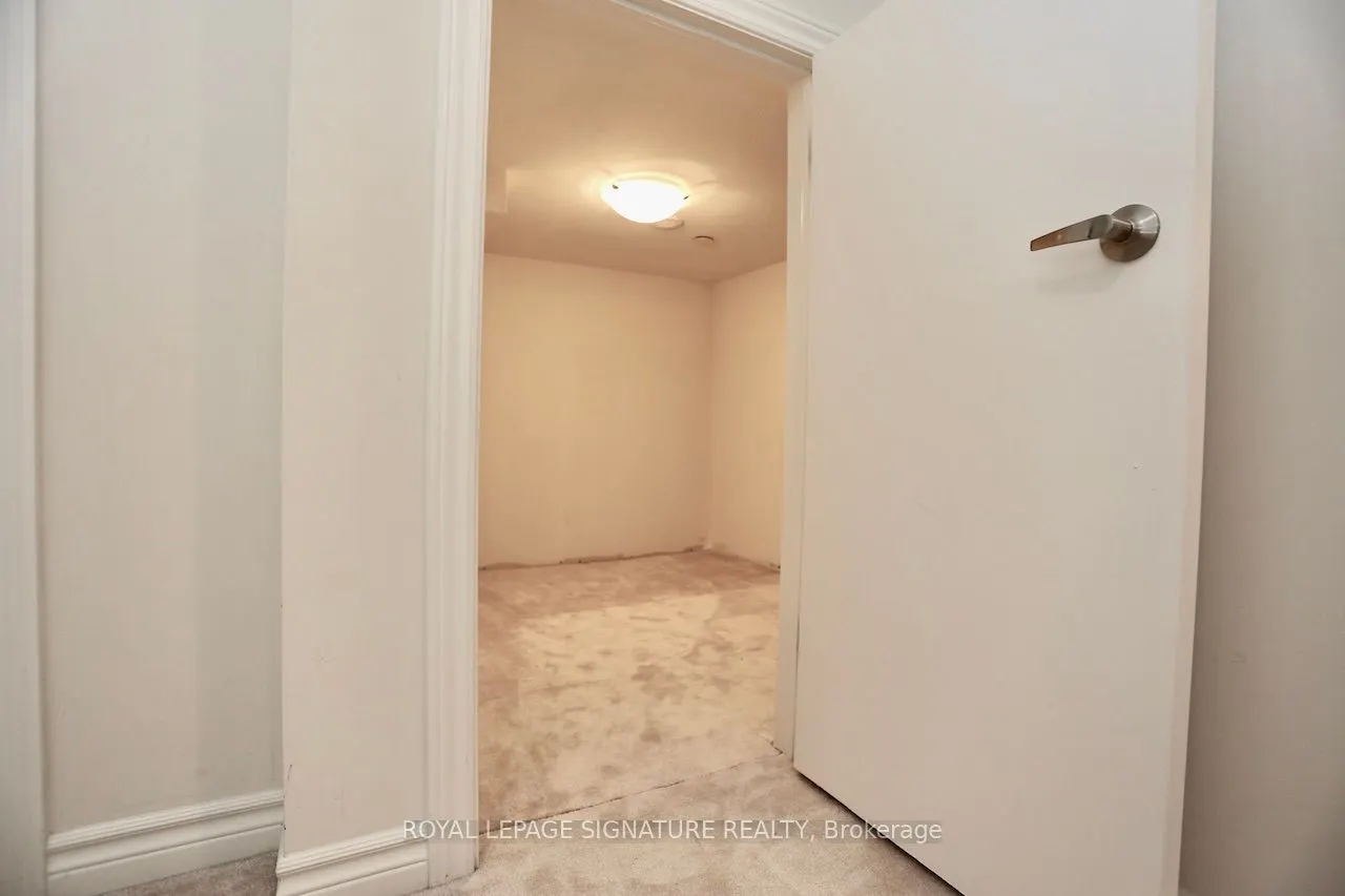 39 Drewry Avenue, #Th27