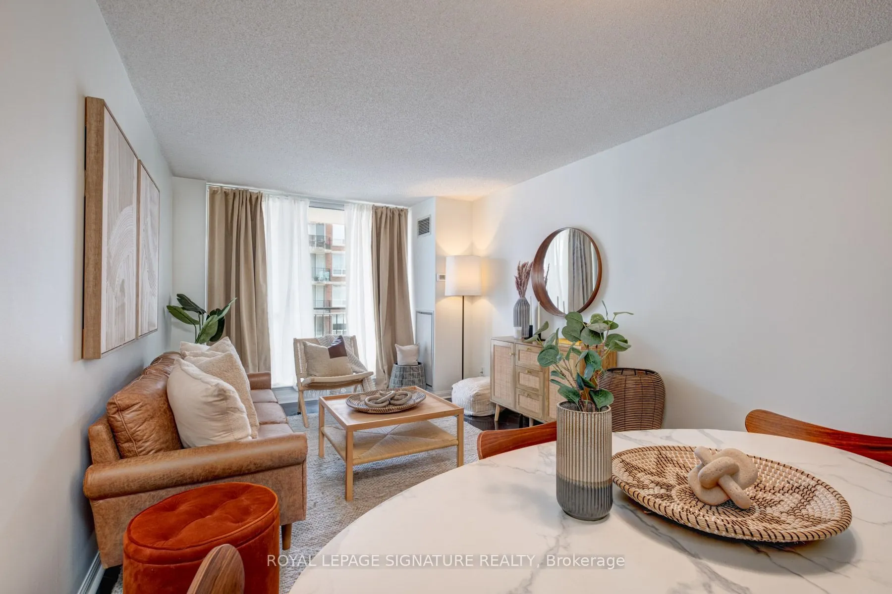 3130 Yonge Street, #401