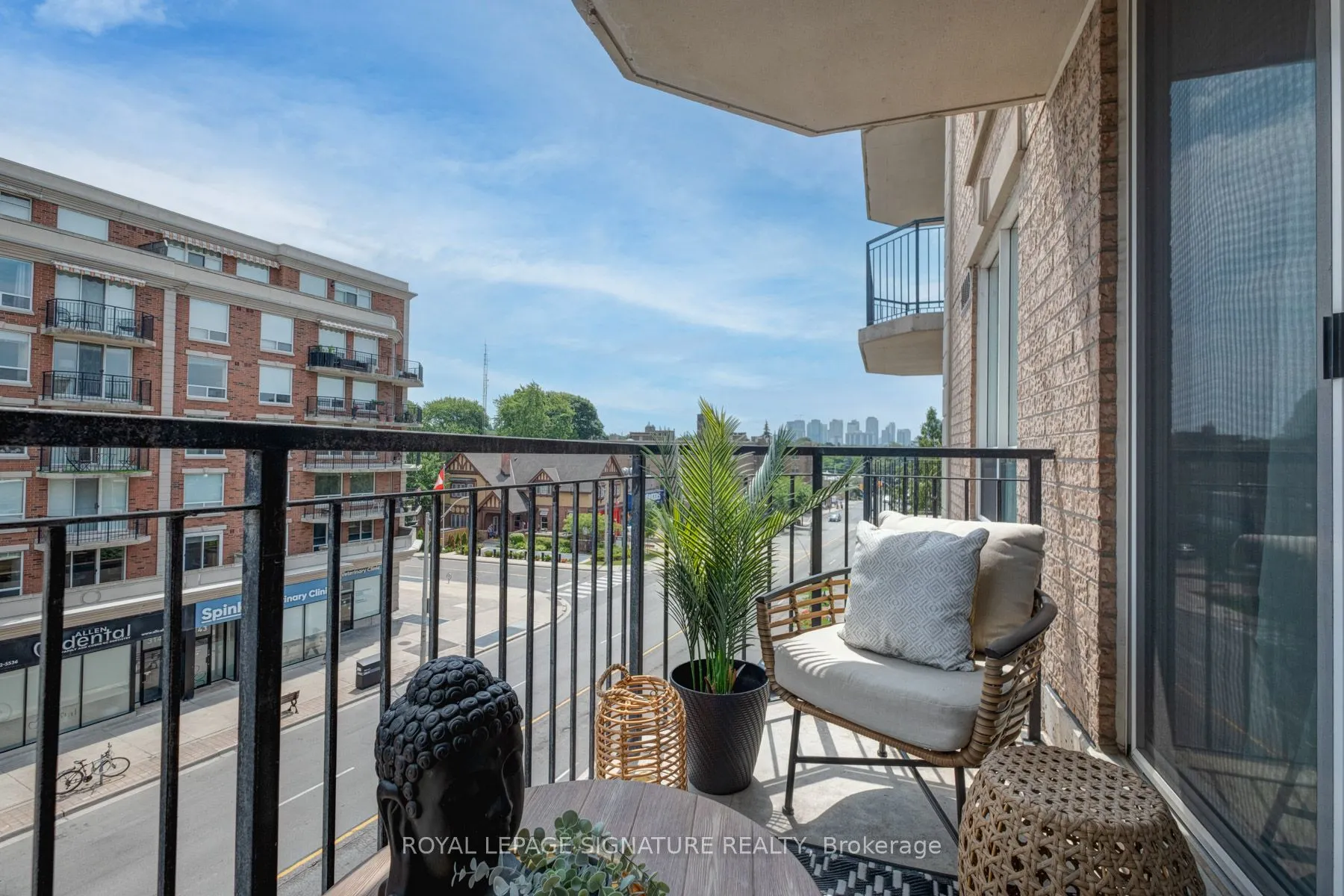 3130 Yonge Street, #401