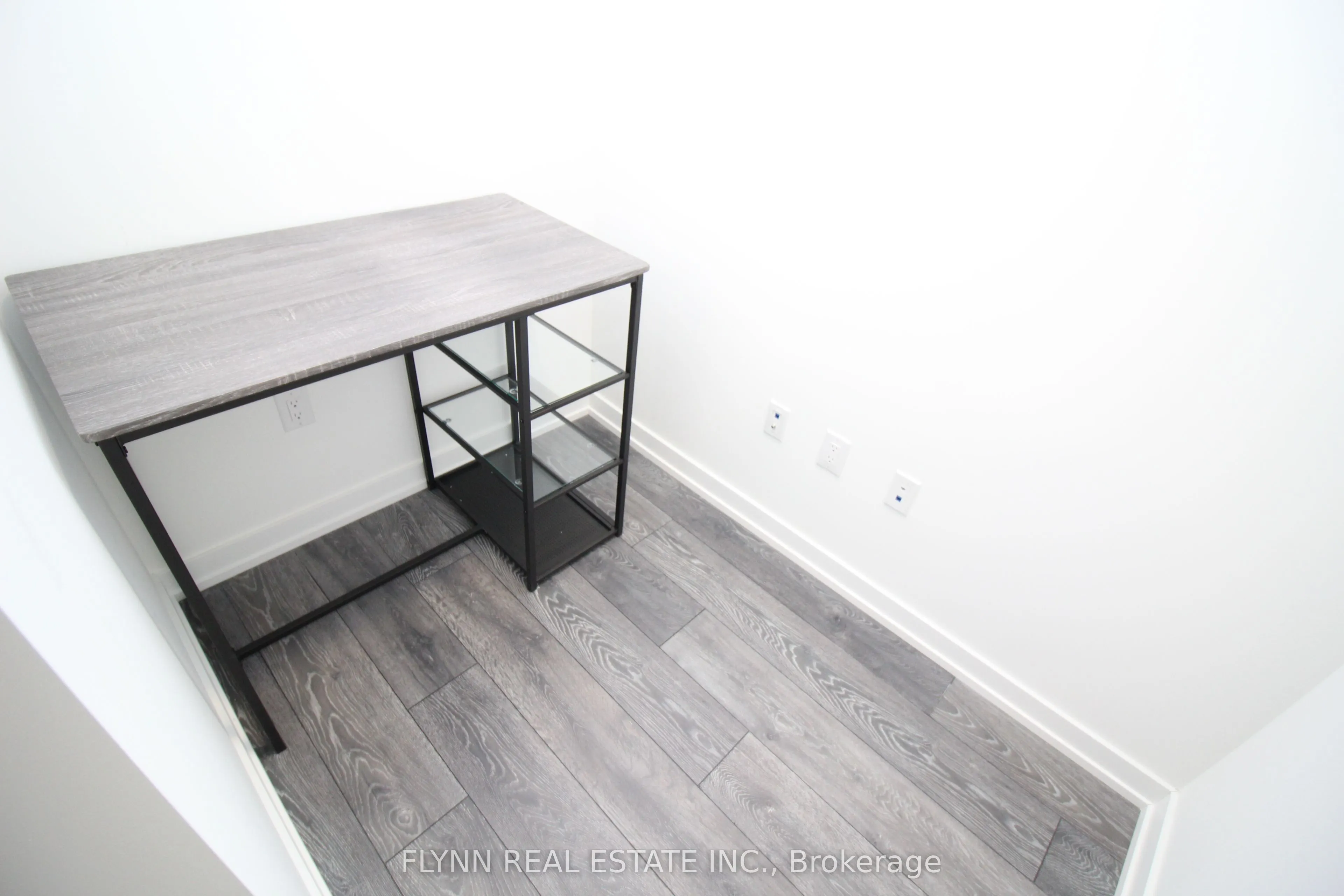 225 Sumach Street, #608