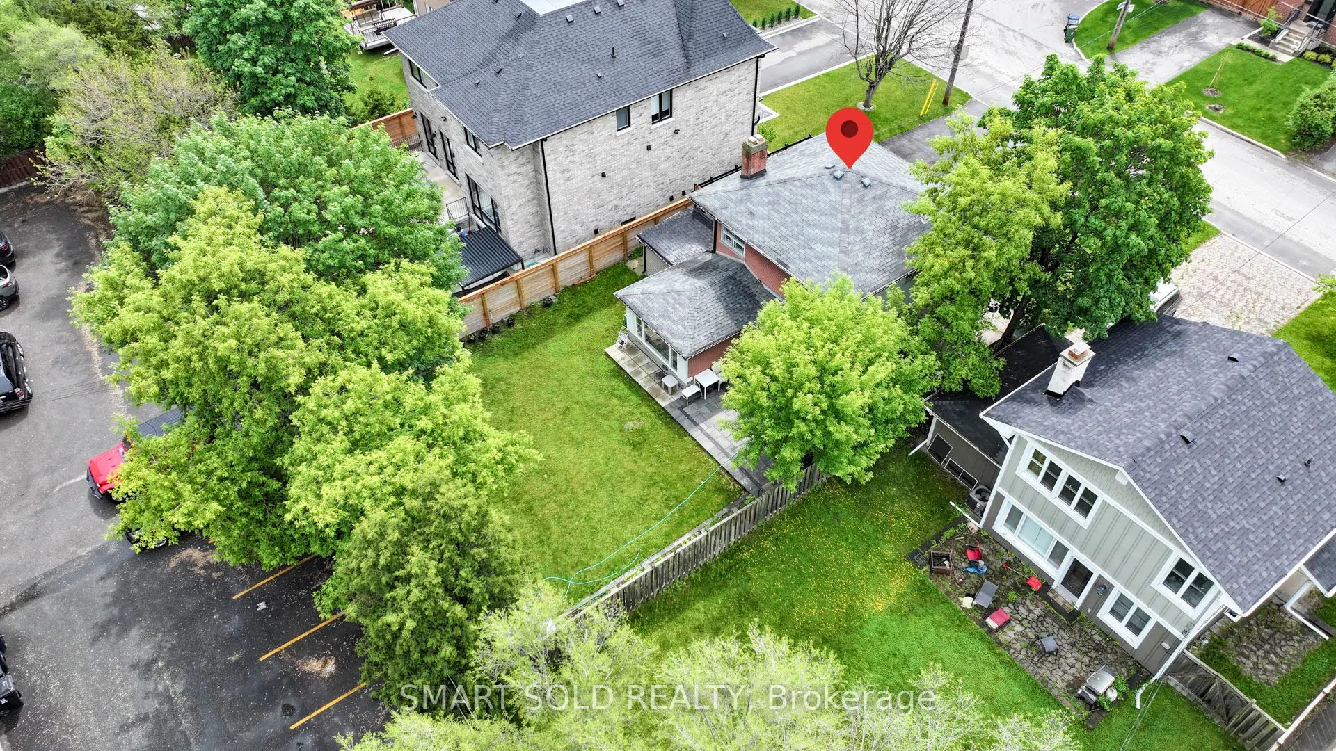 18 Cadillac Avenue