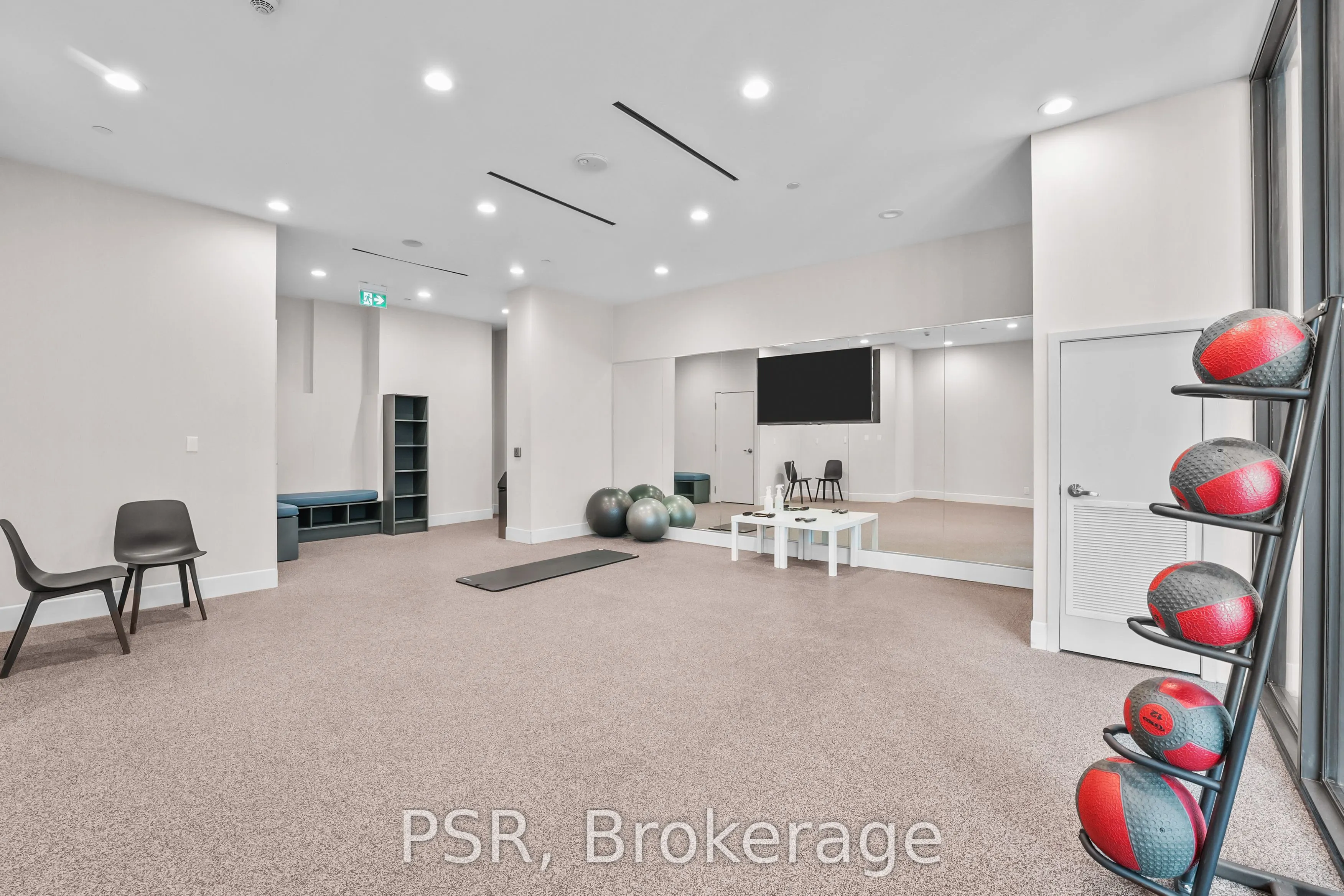 20 Monte Kwinter Court, #502
