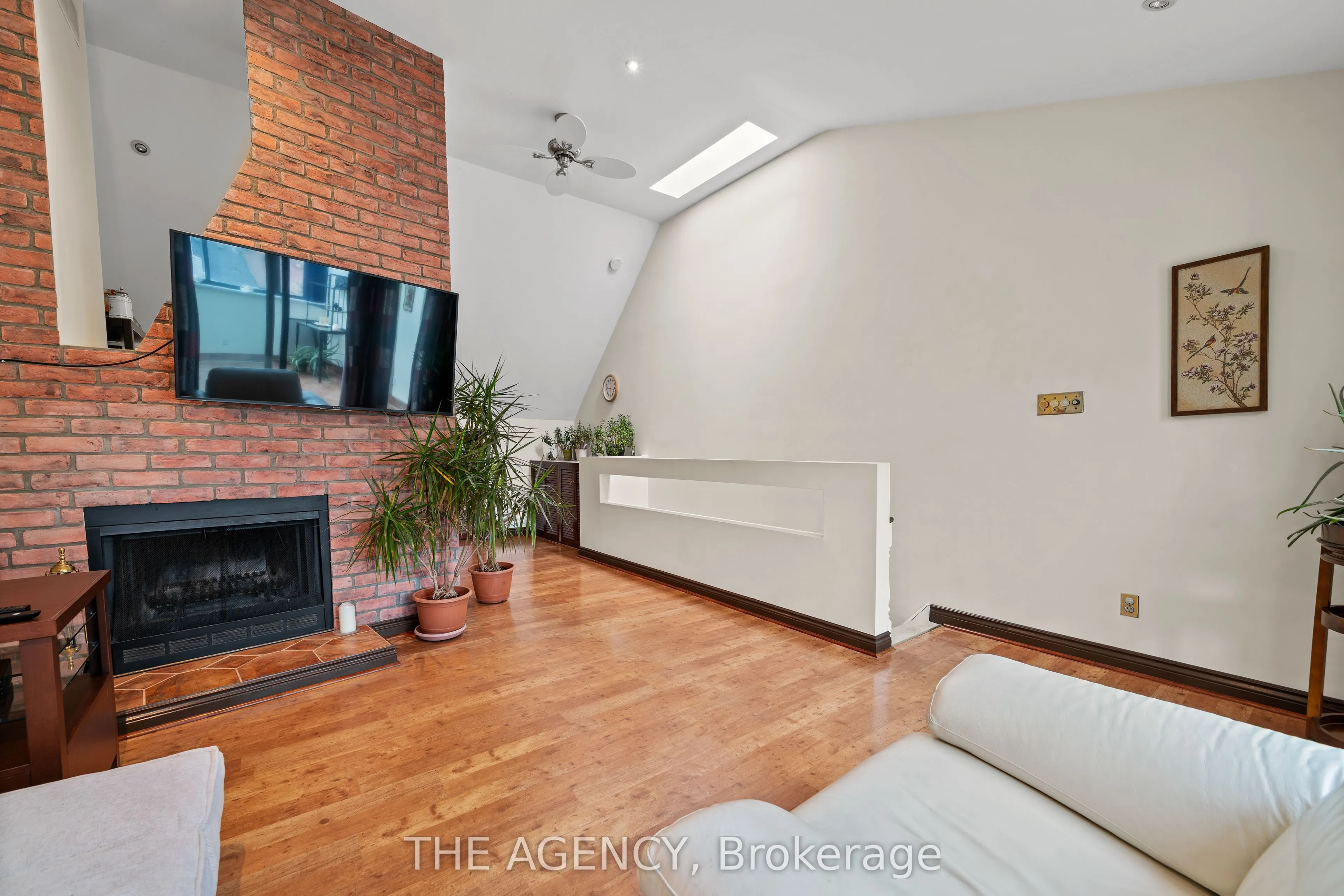 111 Seaton Street