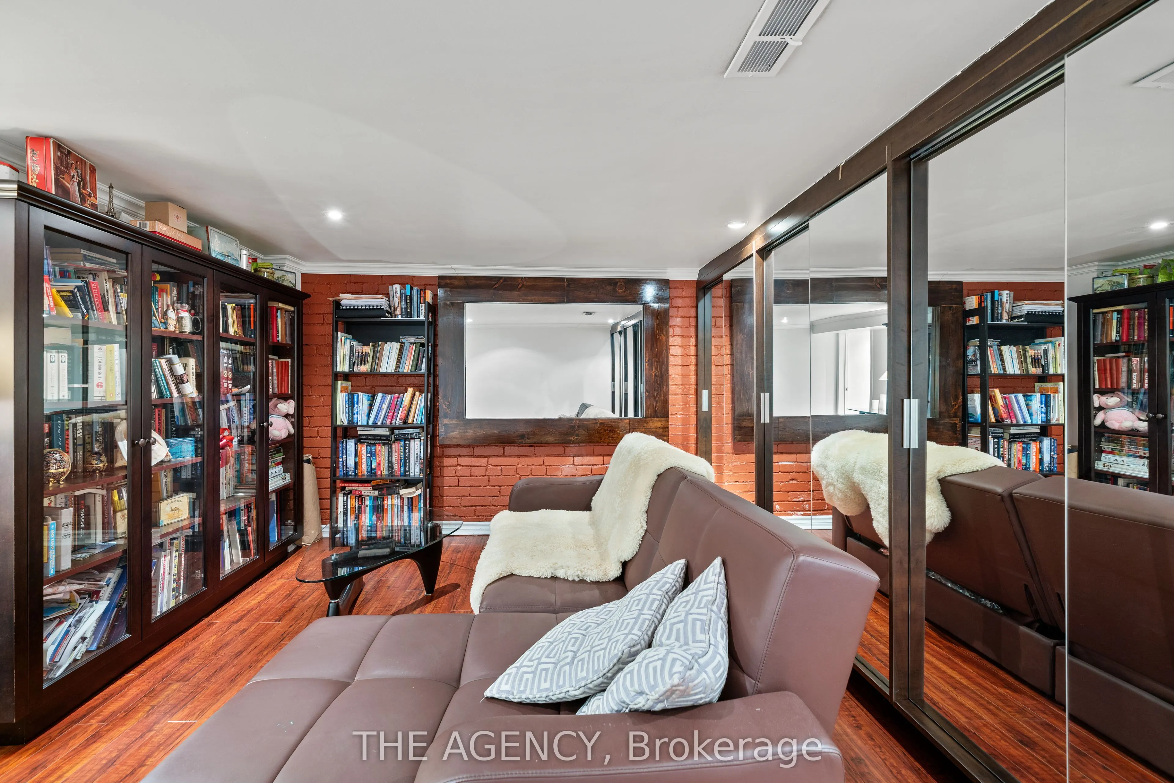 111 Seaton Street
