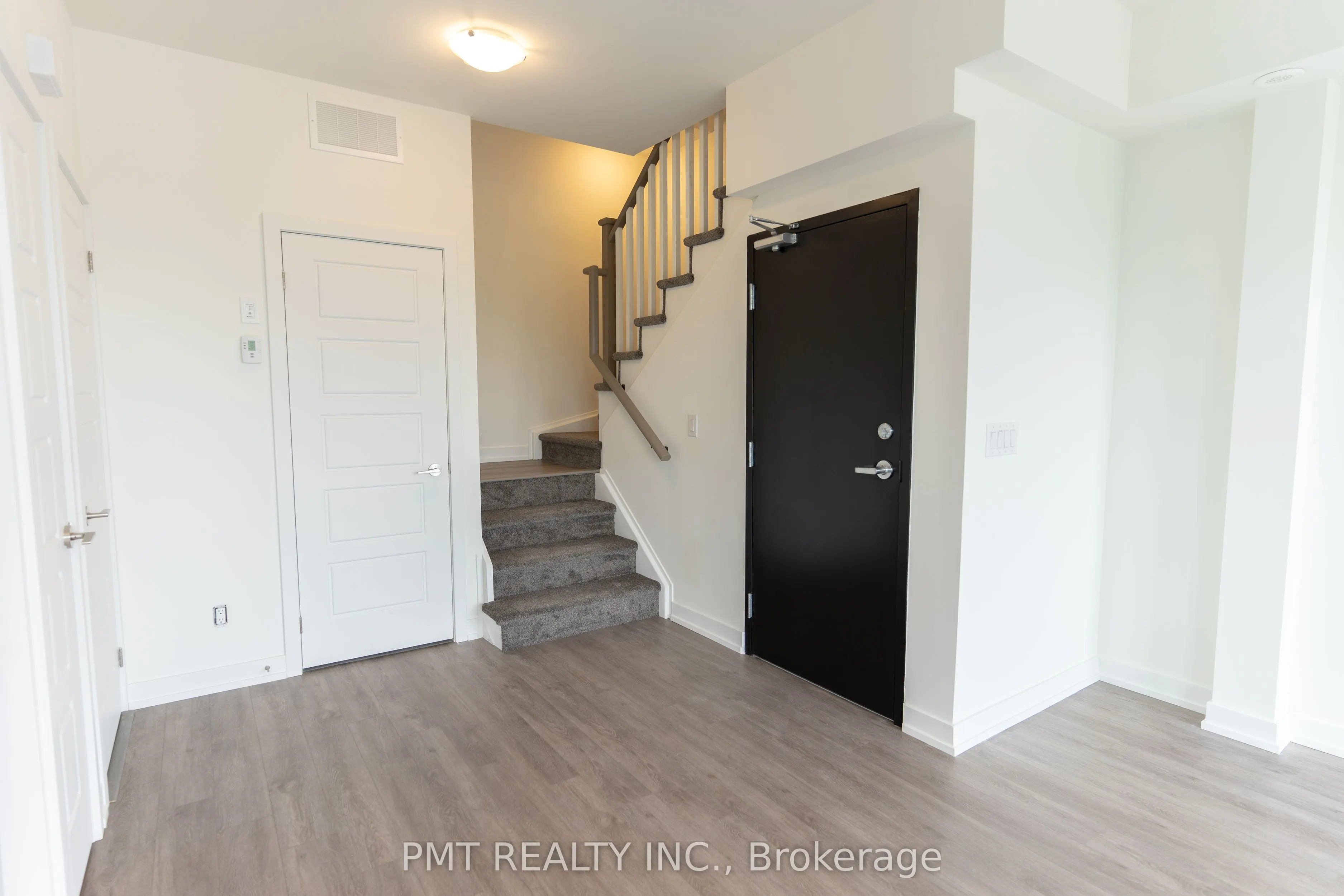 851 Sheppard Avenue W, #37