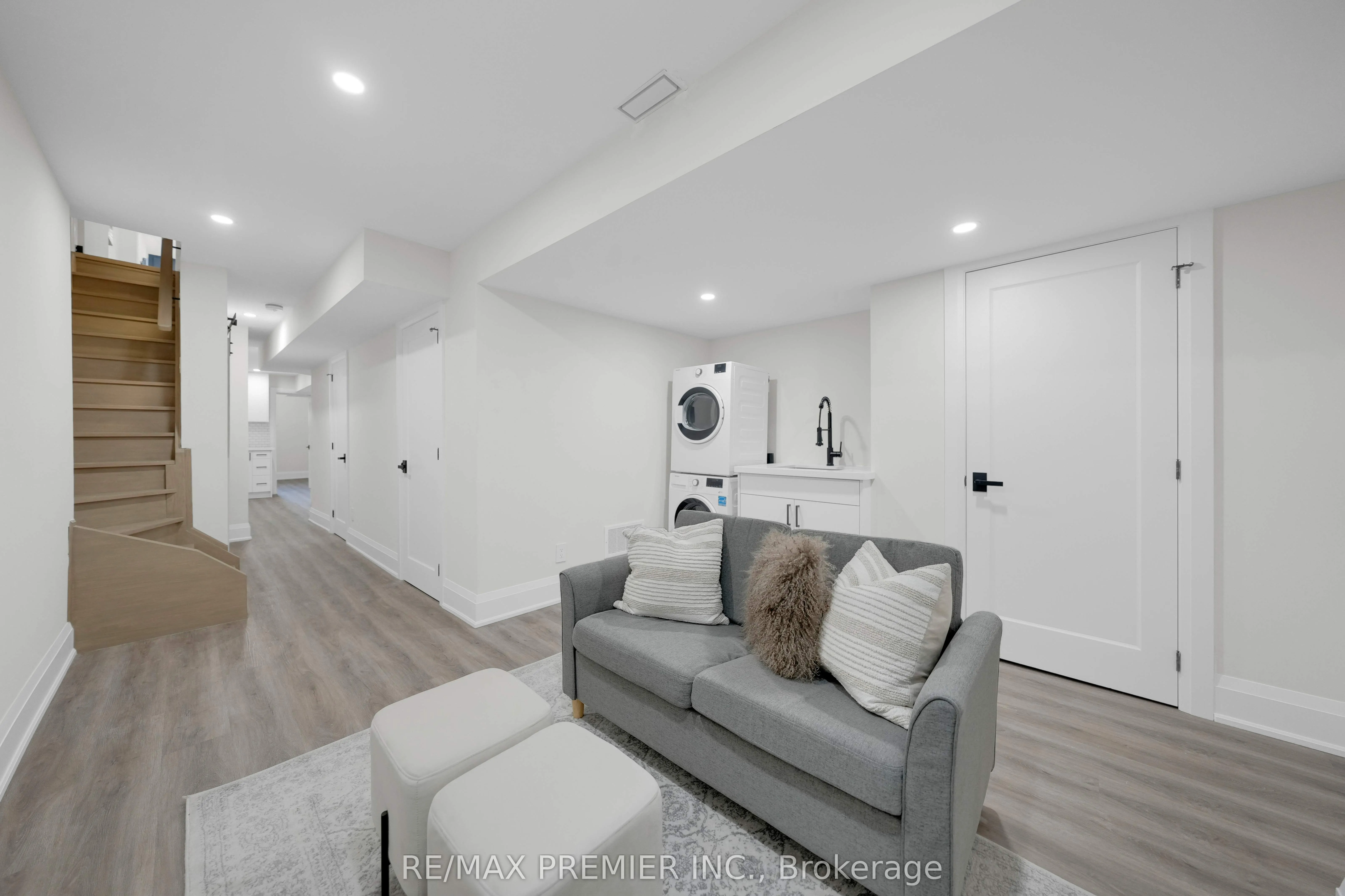 388 Crawford Street