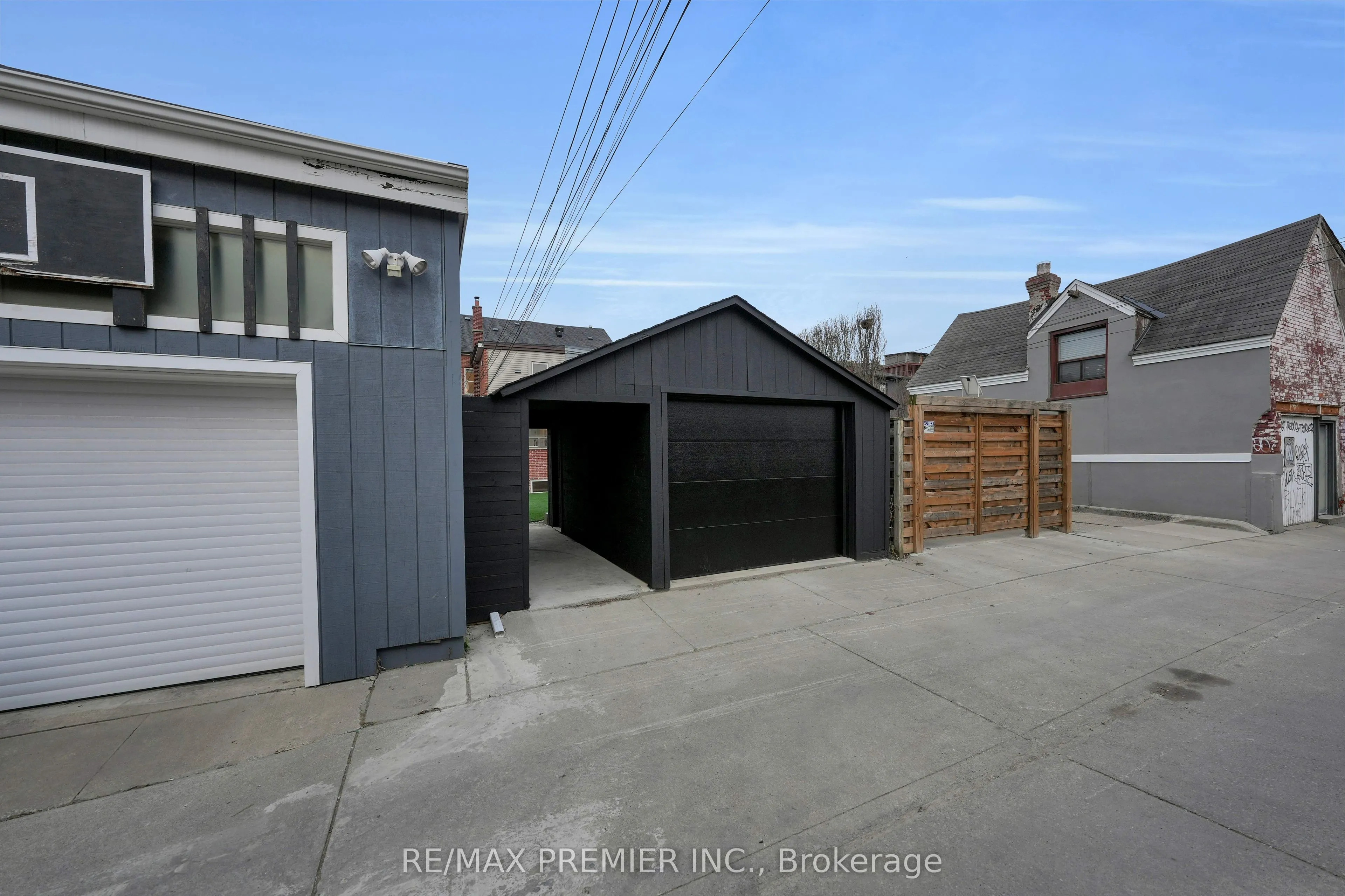 388 Crawford Street