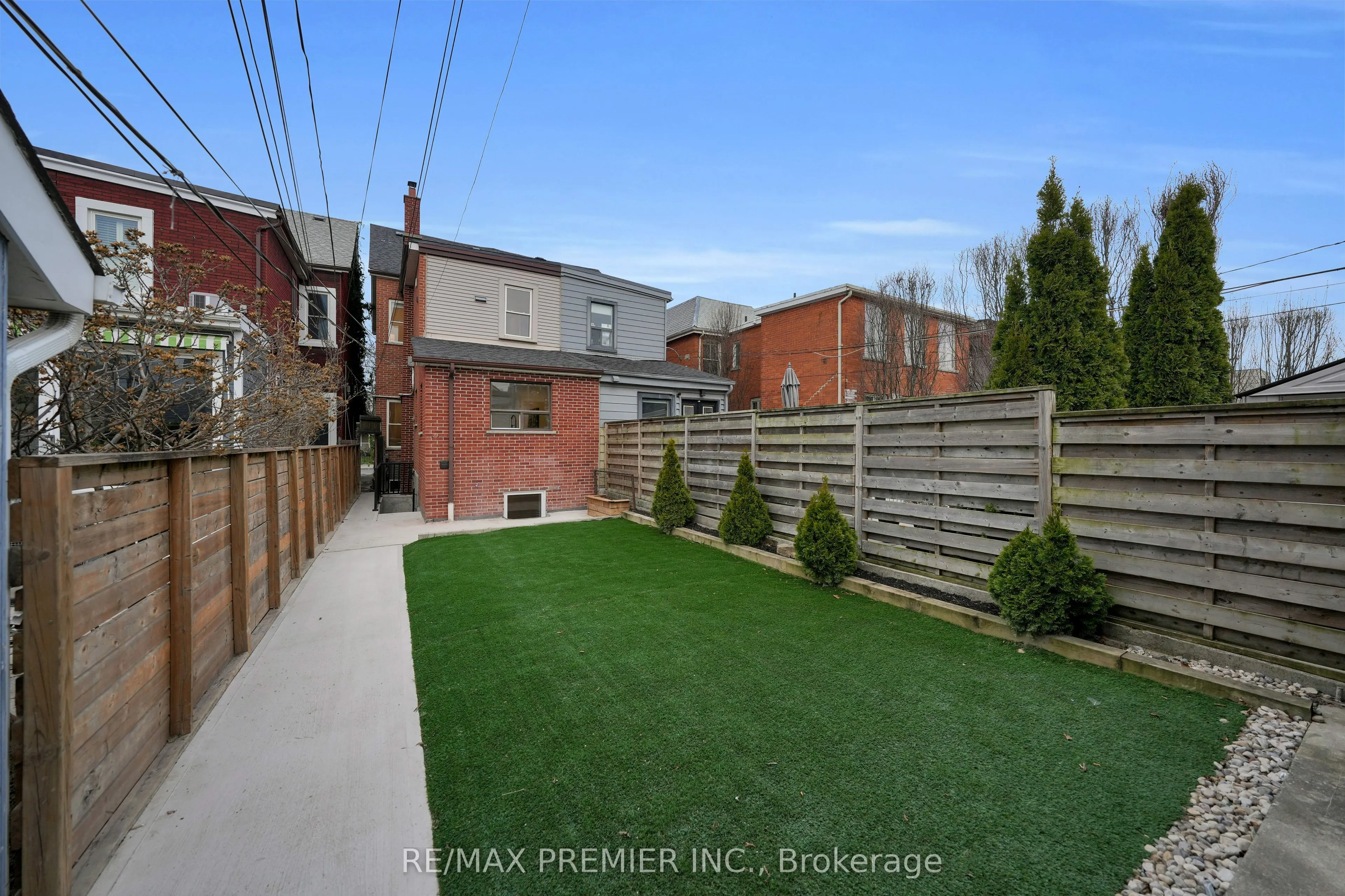 388 Crawford Street