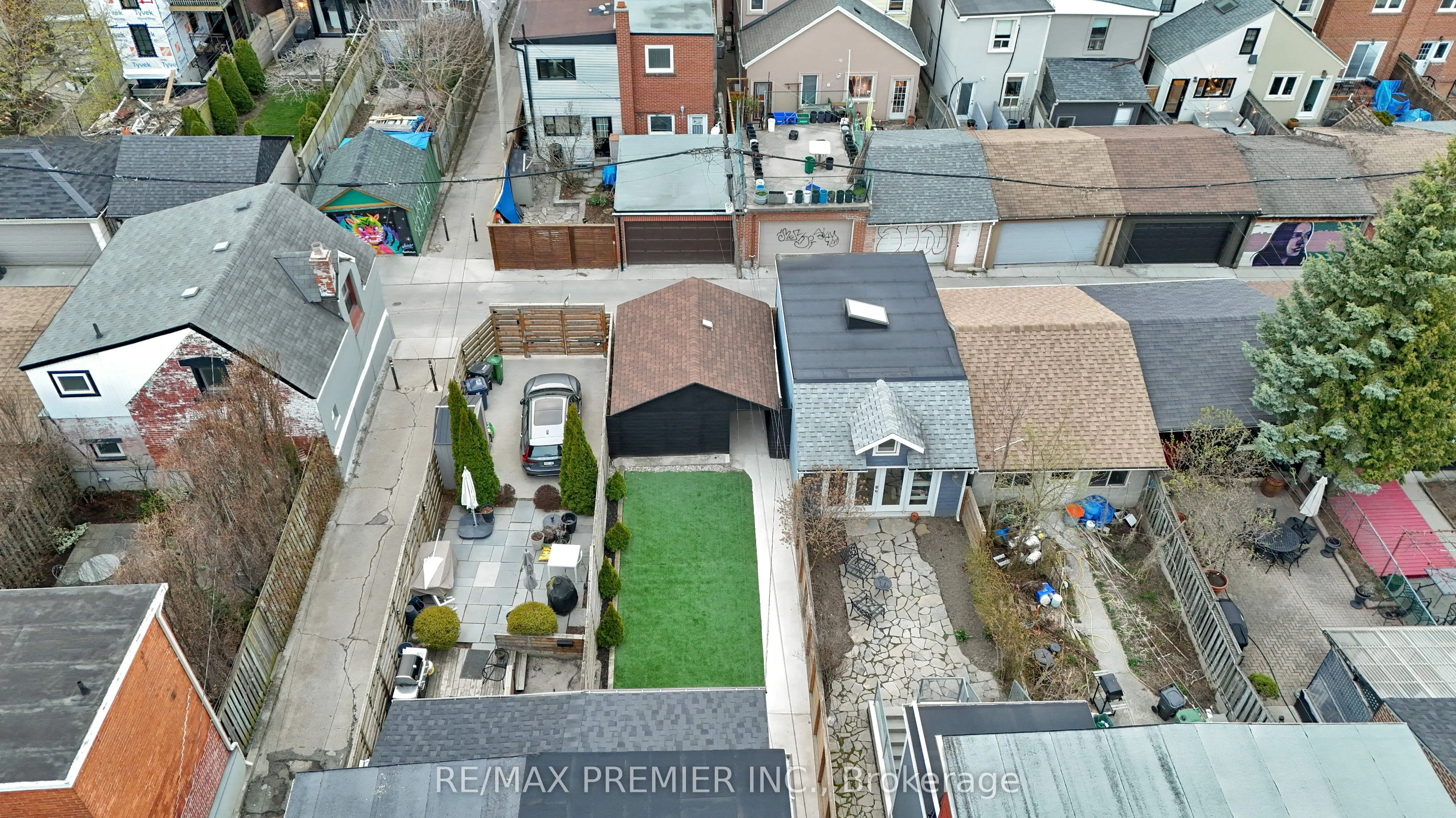 388 Crawford Street