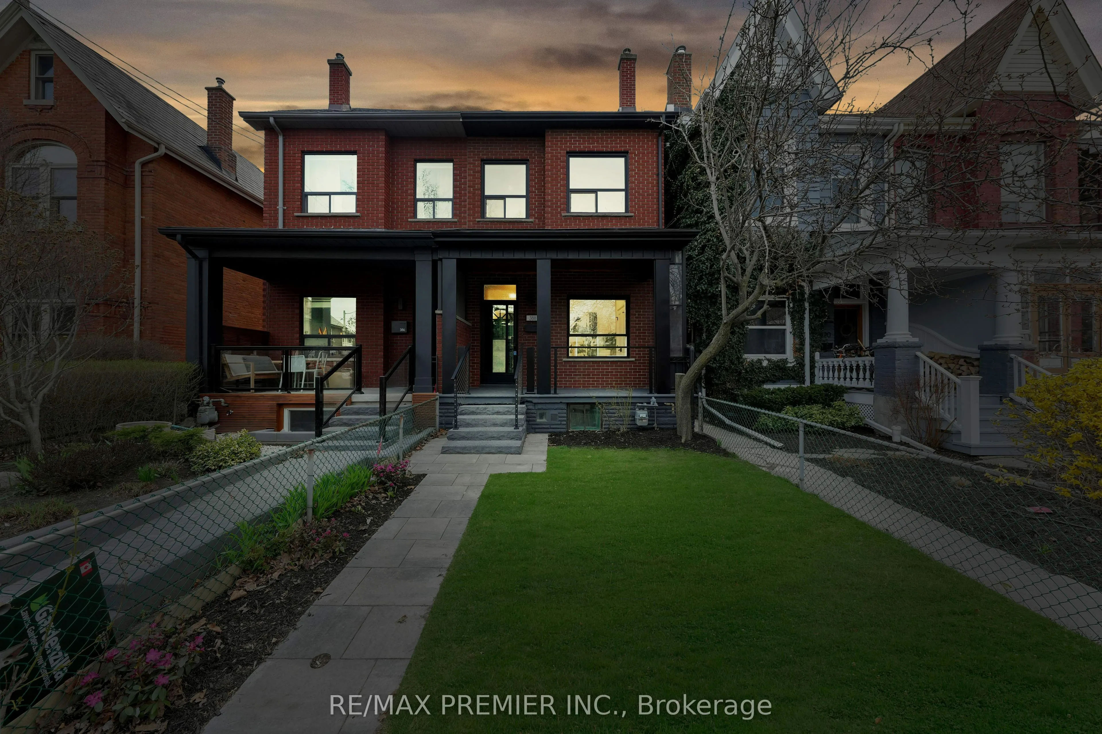 388 Crawford Street