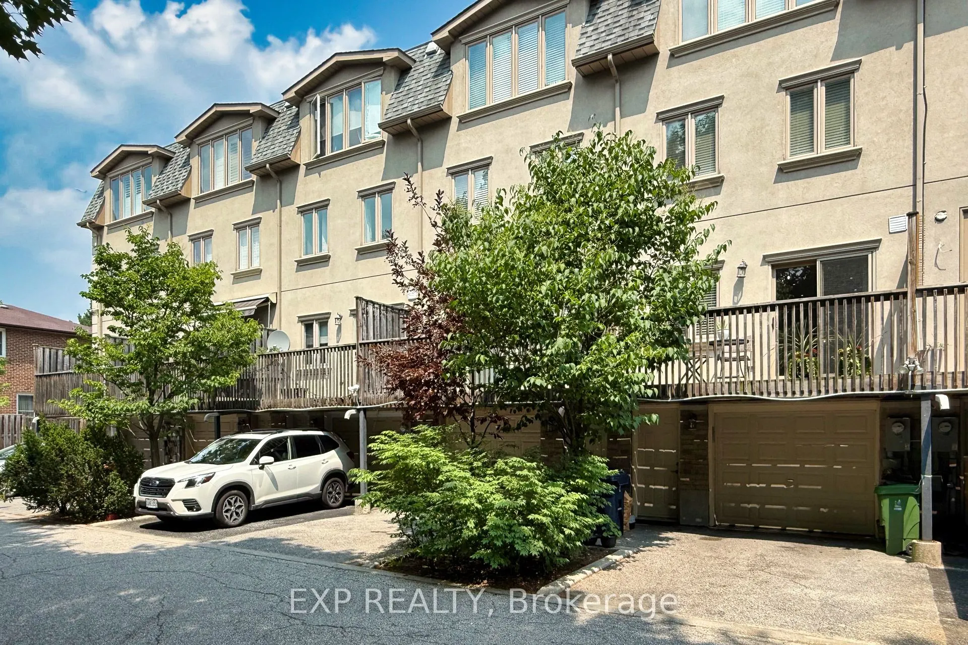 4444 Bathurst Street