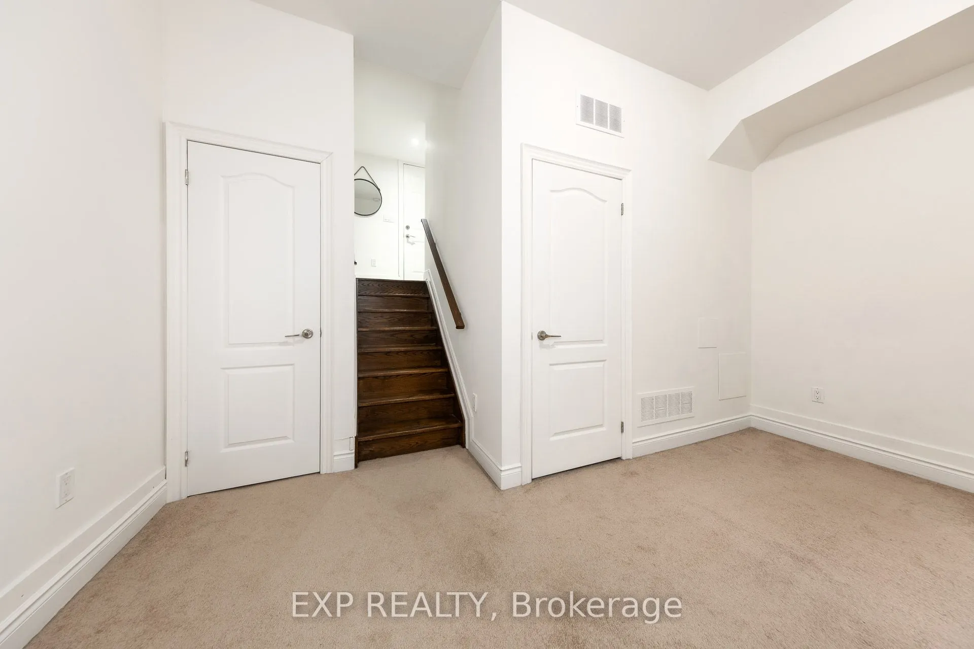 4444 Bathurst Street