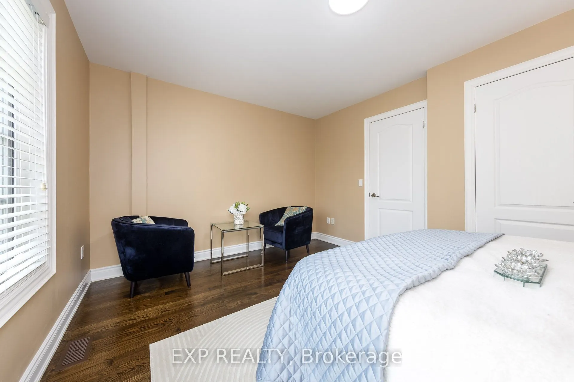 4444 Bathurst Street