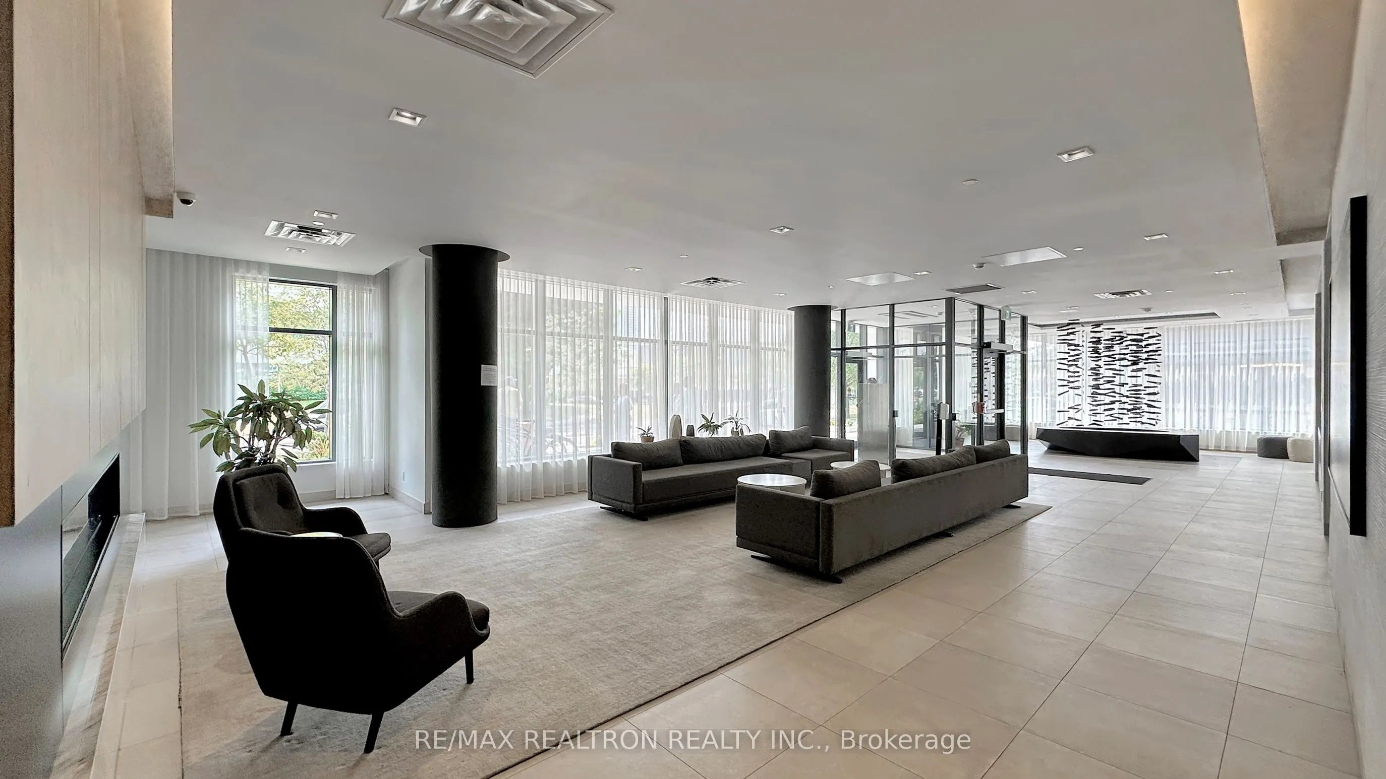 180 Fairview Mall Drive, #1605