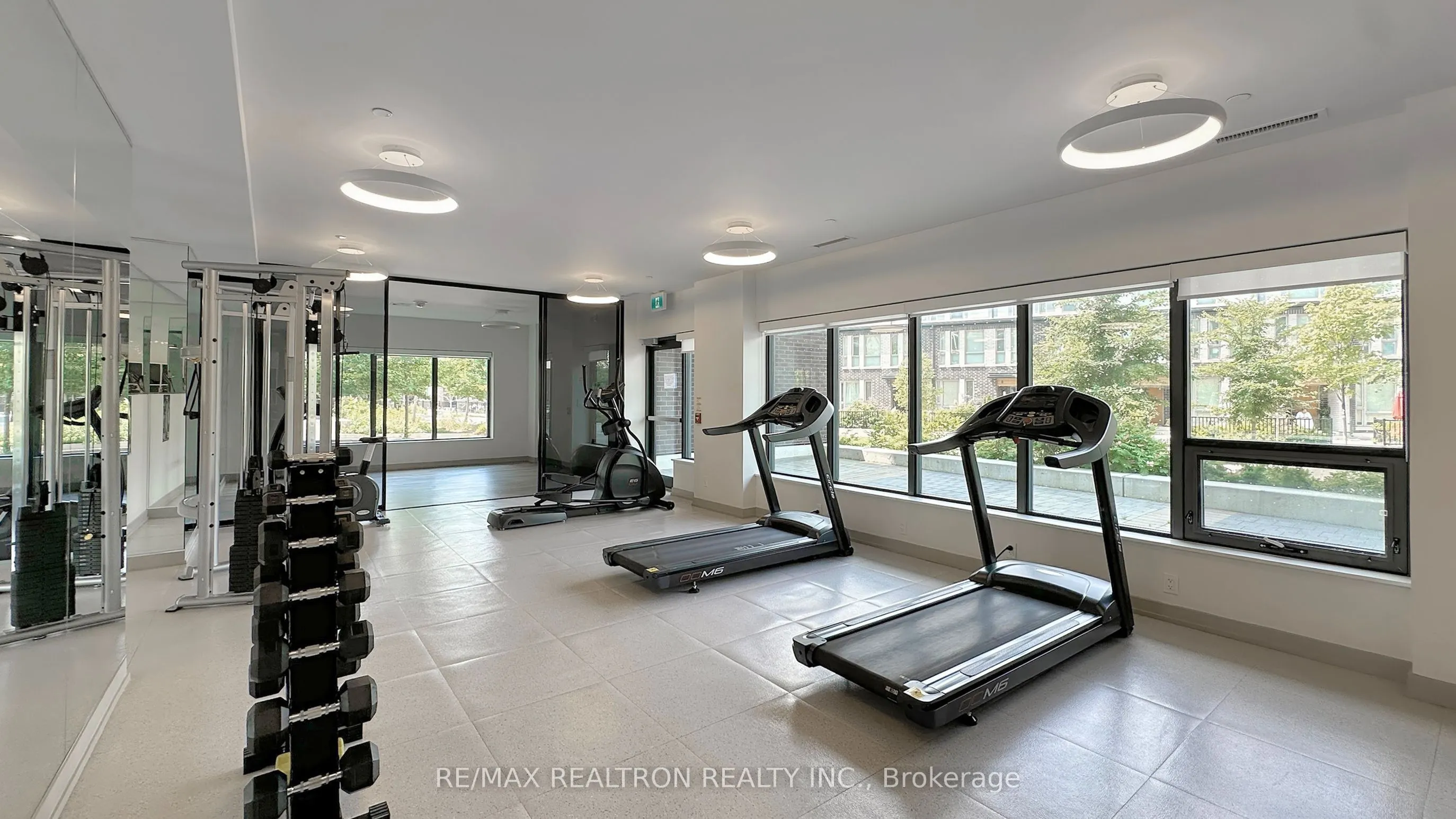 180 Fairview Mall Drive, #1605