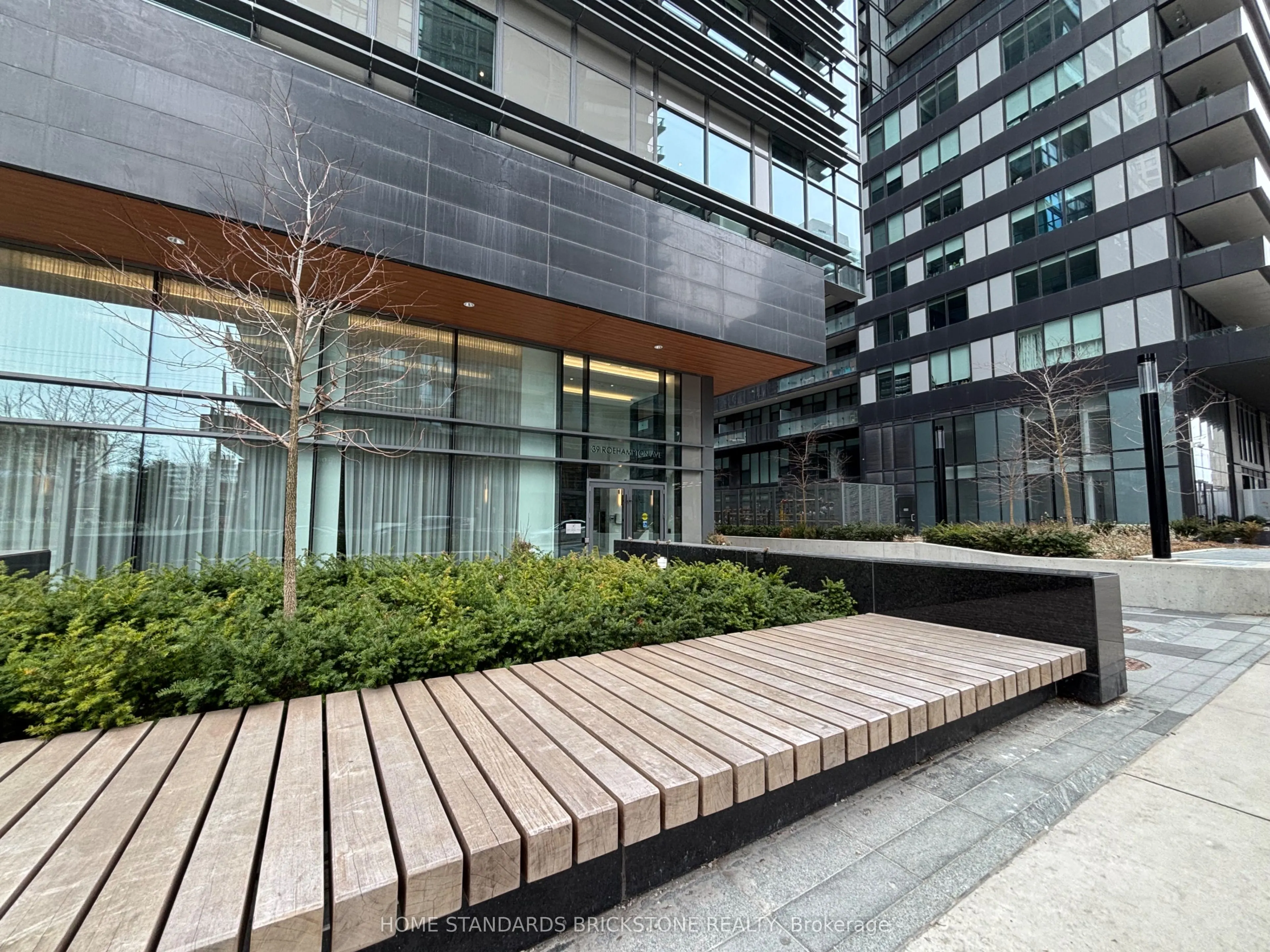 39 Roehampton Avenue, #609