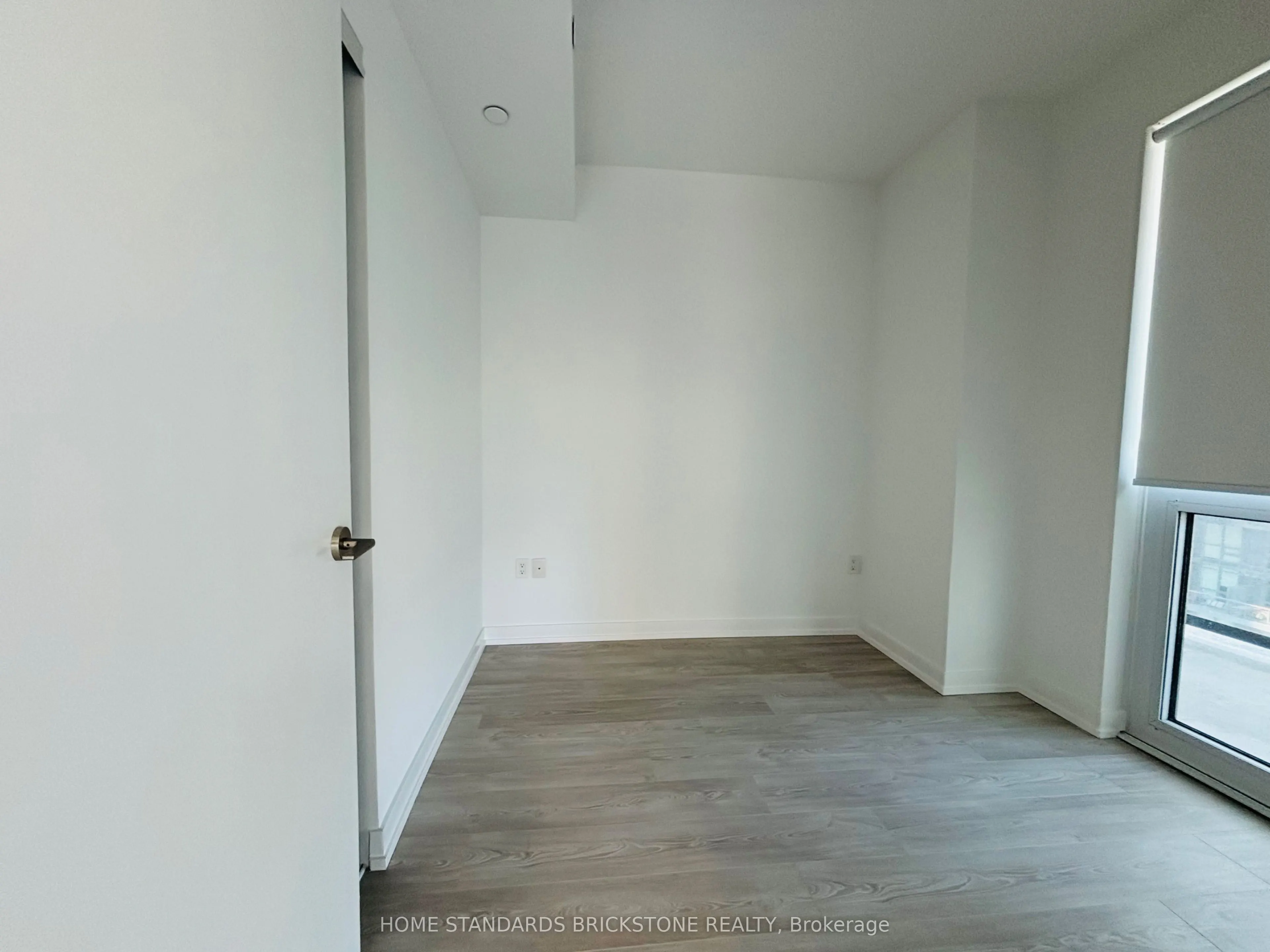 39 Roehampton Avenue, #609