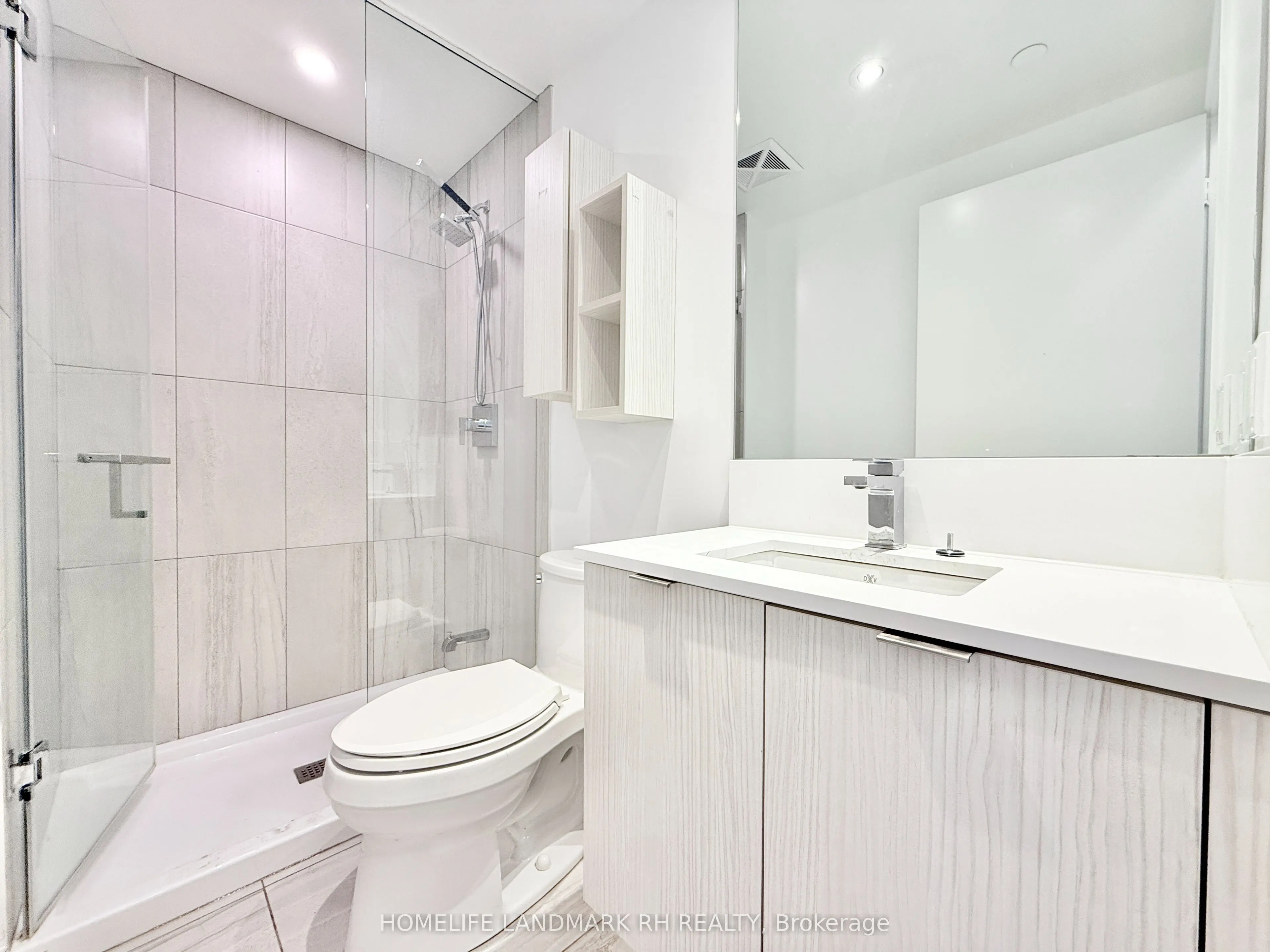 195 Redpath Avenue, #1912