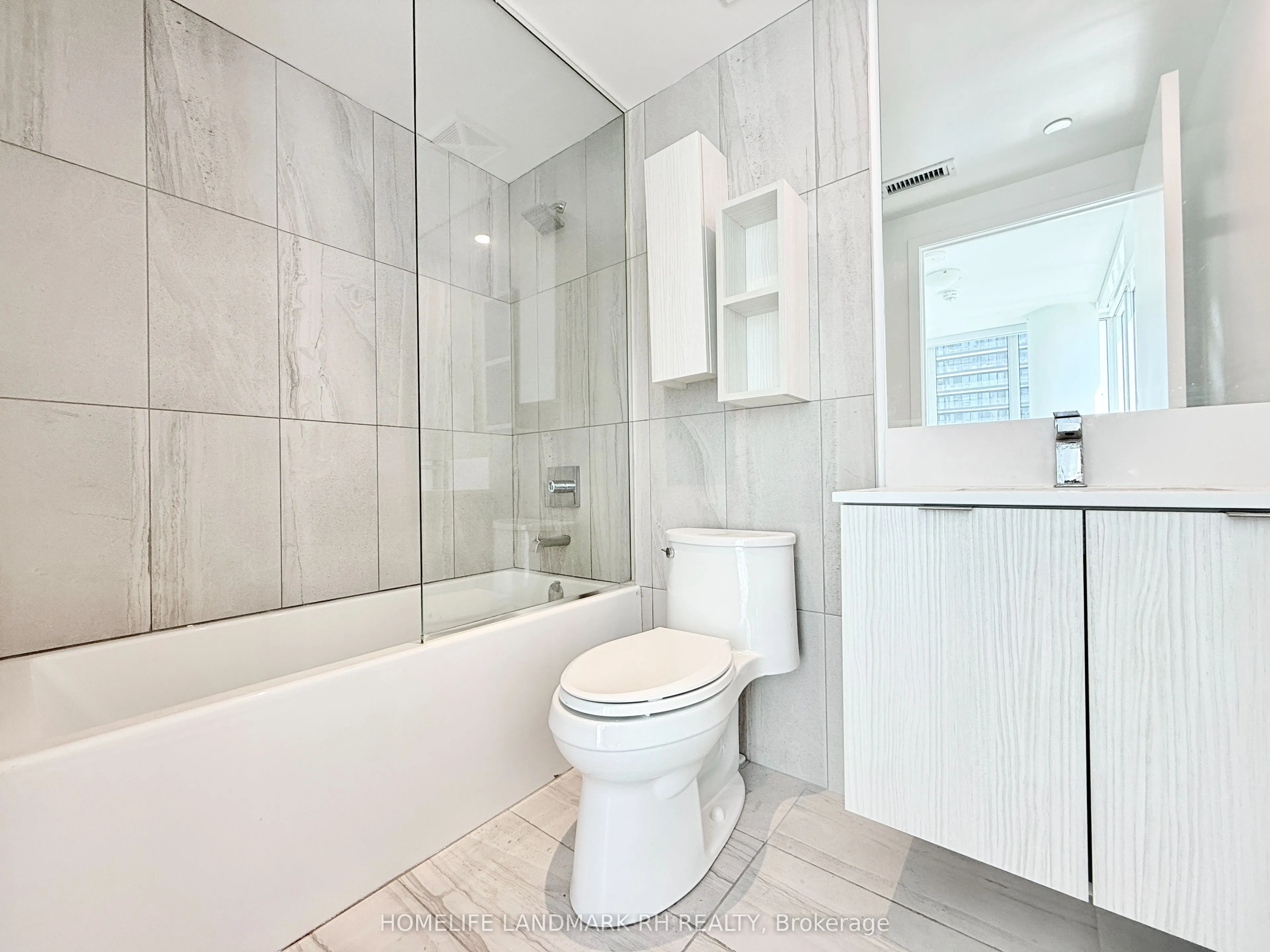 195 Redpath Avenue, #1912