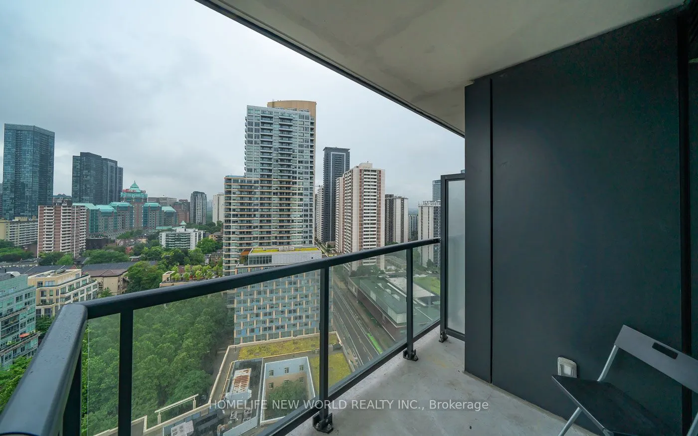 159 Wellesley Street E, #1811