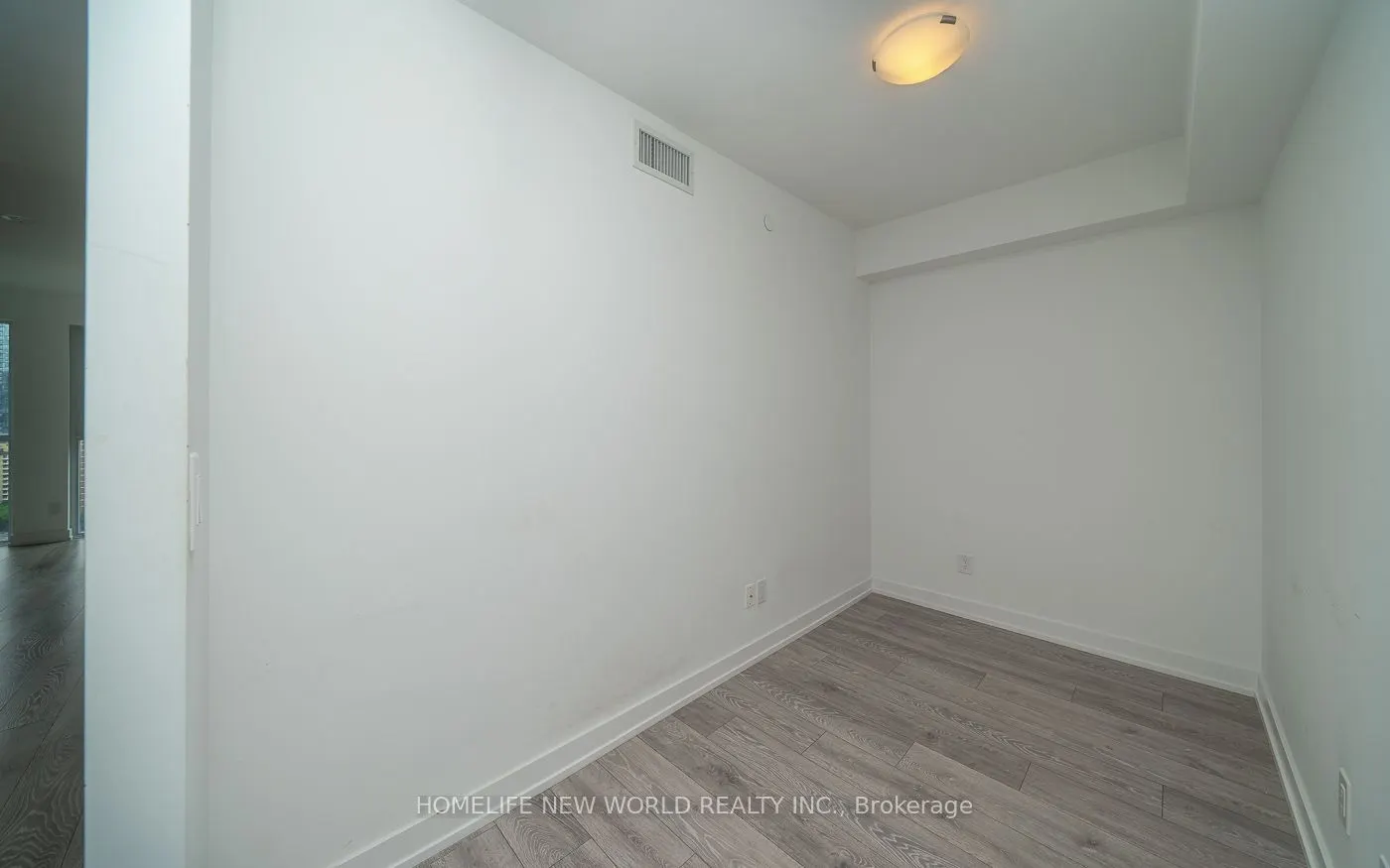 159 Wellesley Street E, #1811