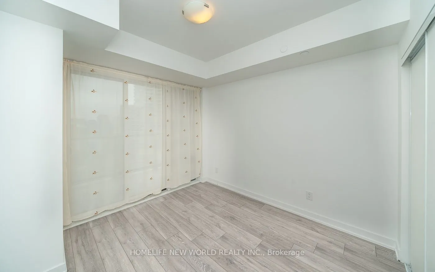 159 Wellesley Street E, #1811