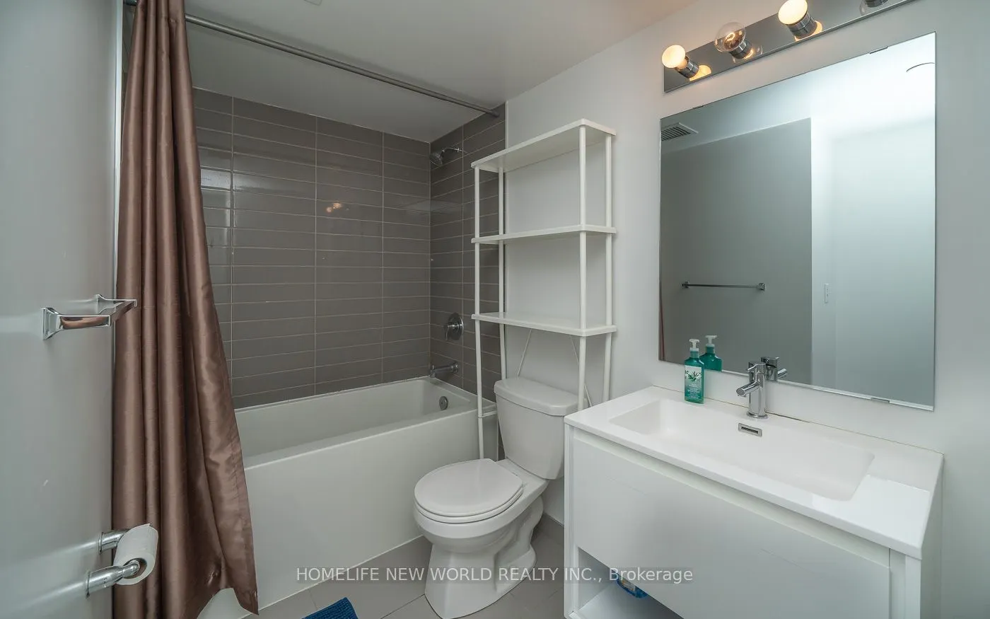 159 Wellesley Street E, #1811