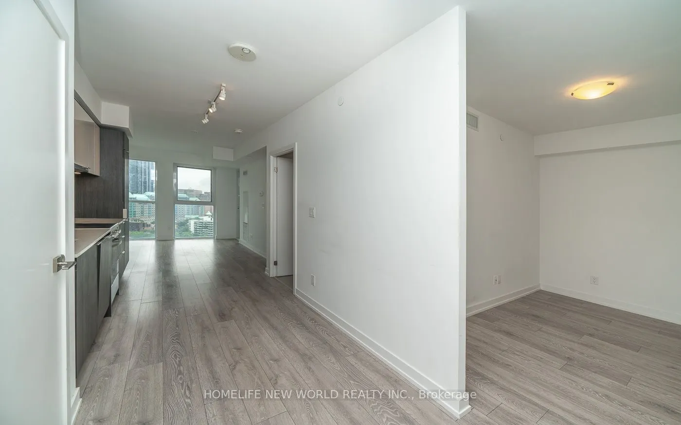 159 Wellesley Street E, #1811