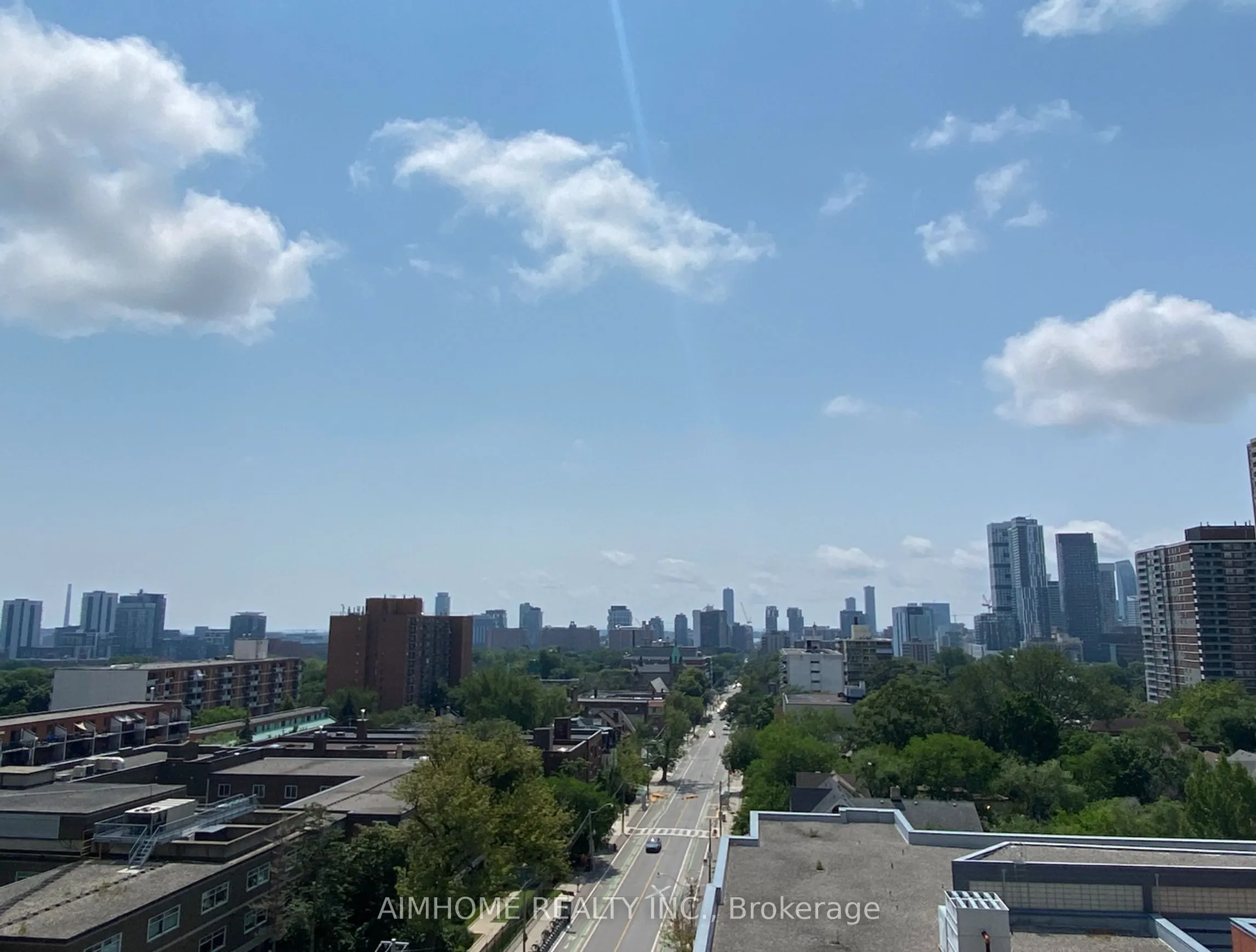 159 Wellesley Street E, #704