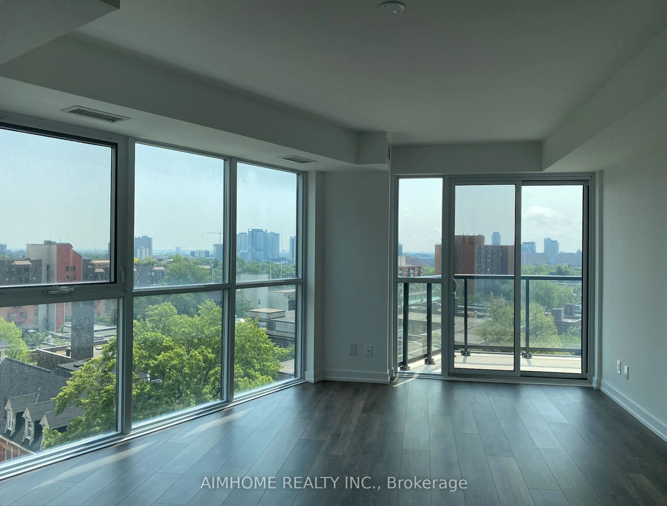 159 Wellesley Street E, #704