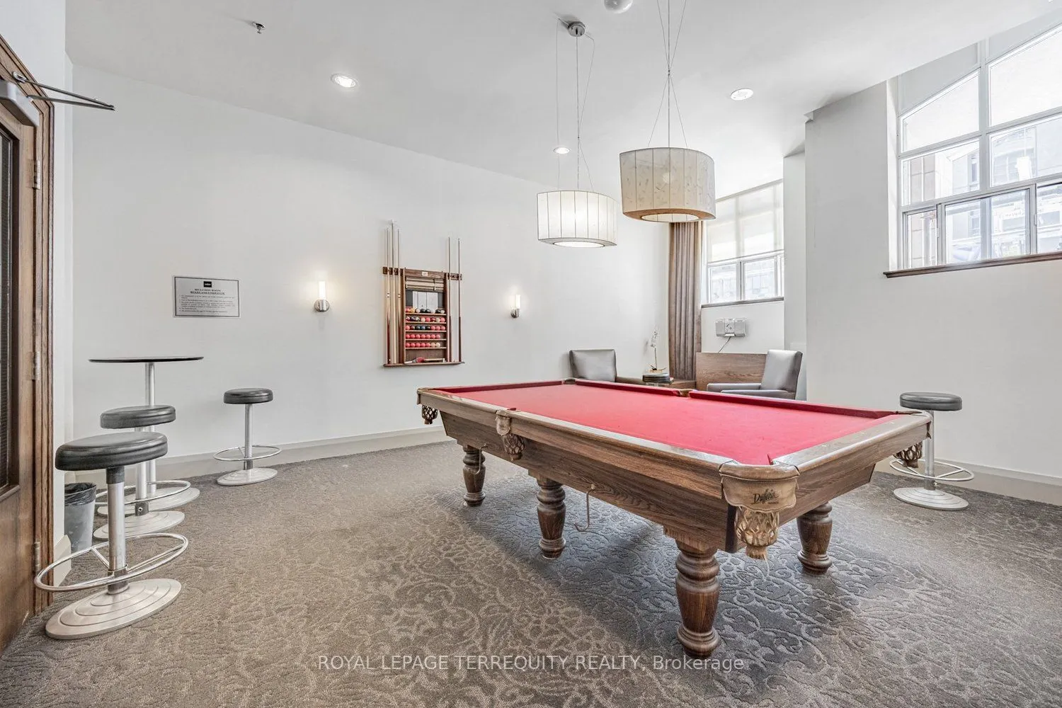 438 Richmond Street W, #722