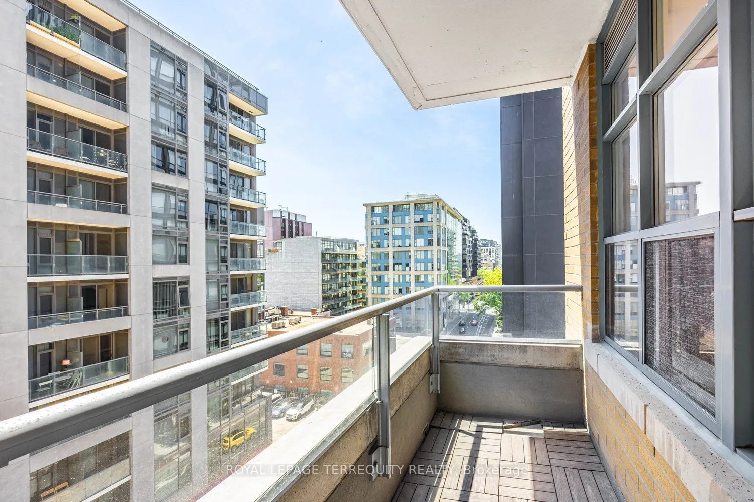 438 Richmond Street W, #722