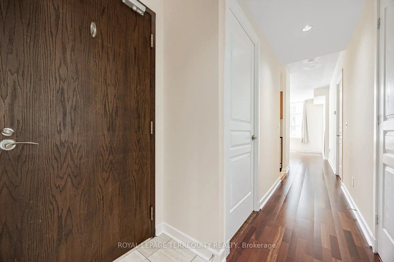 438 Richmond Street W, #722