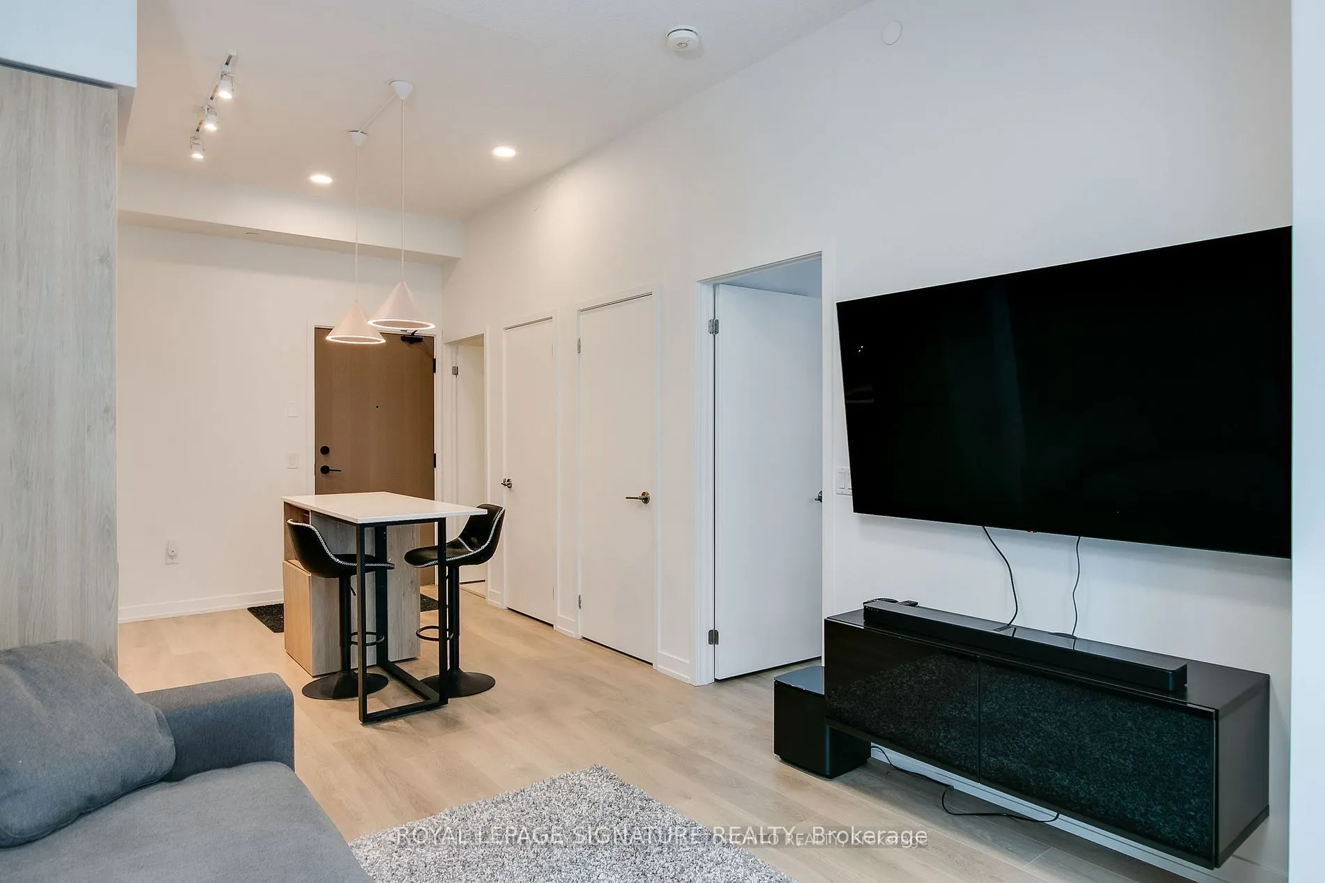 34 Tubman Avenue, #203