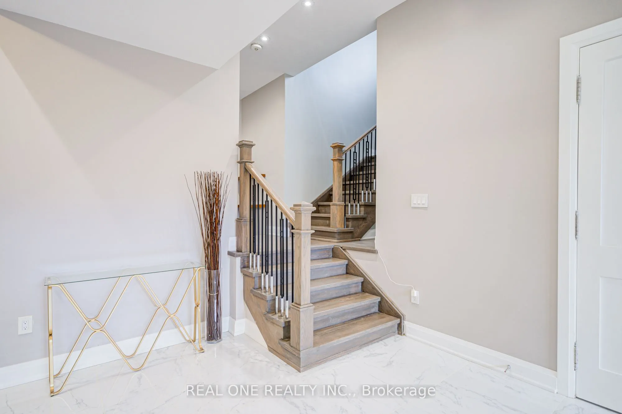 158 Waterloo Avenue