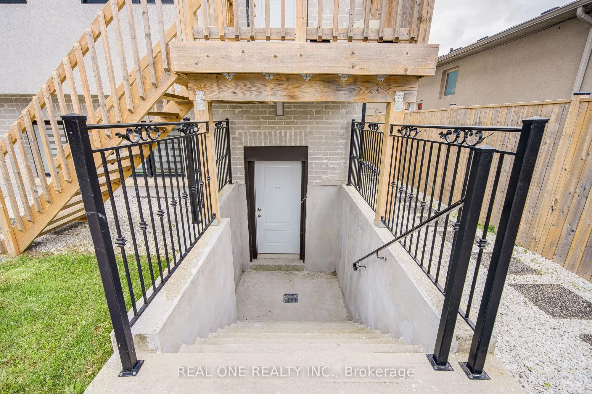 158 Waterloo Avenue