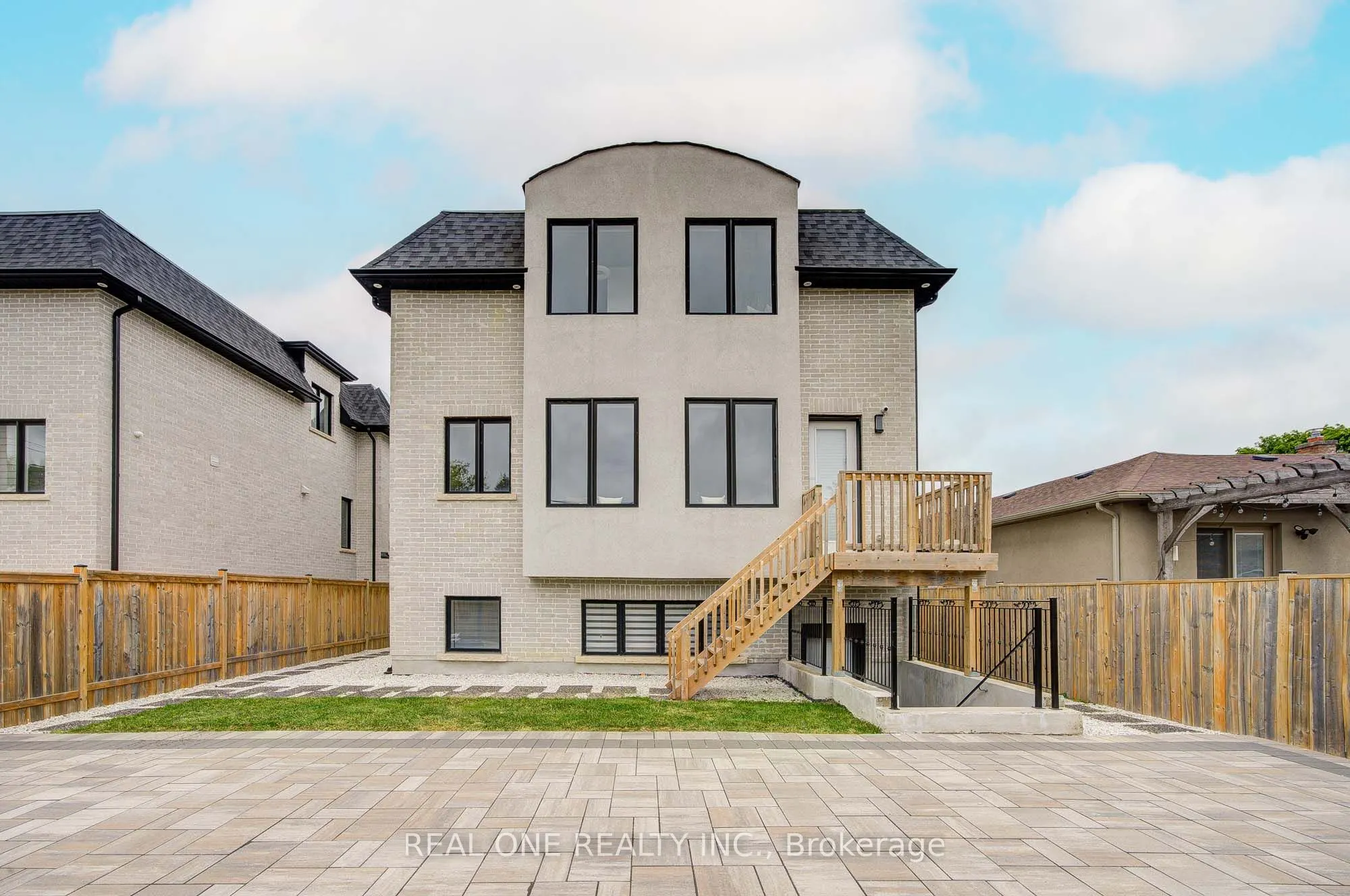 158 Waterloo Avenue