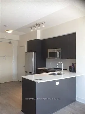 30 Roehampton Avenue, #304