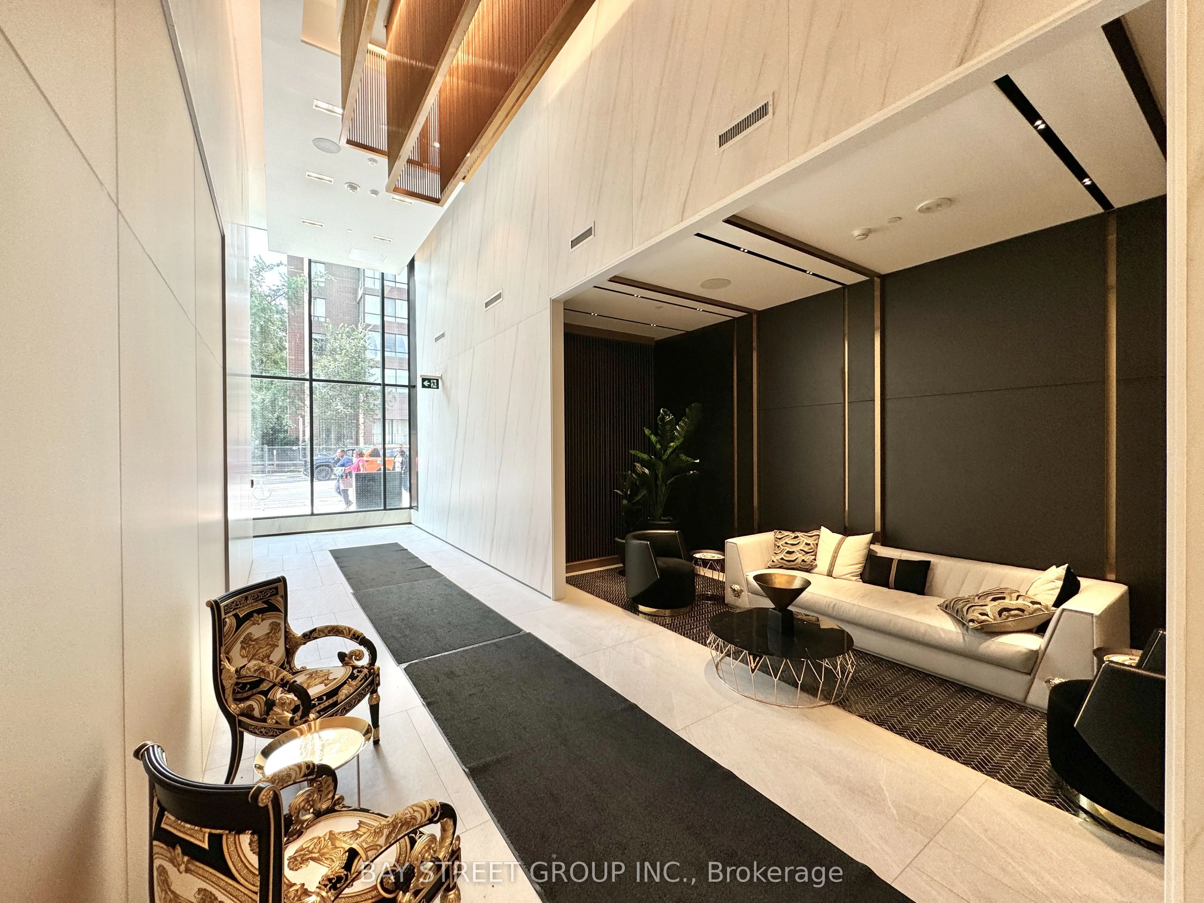 319 Jarvis Street, #4212