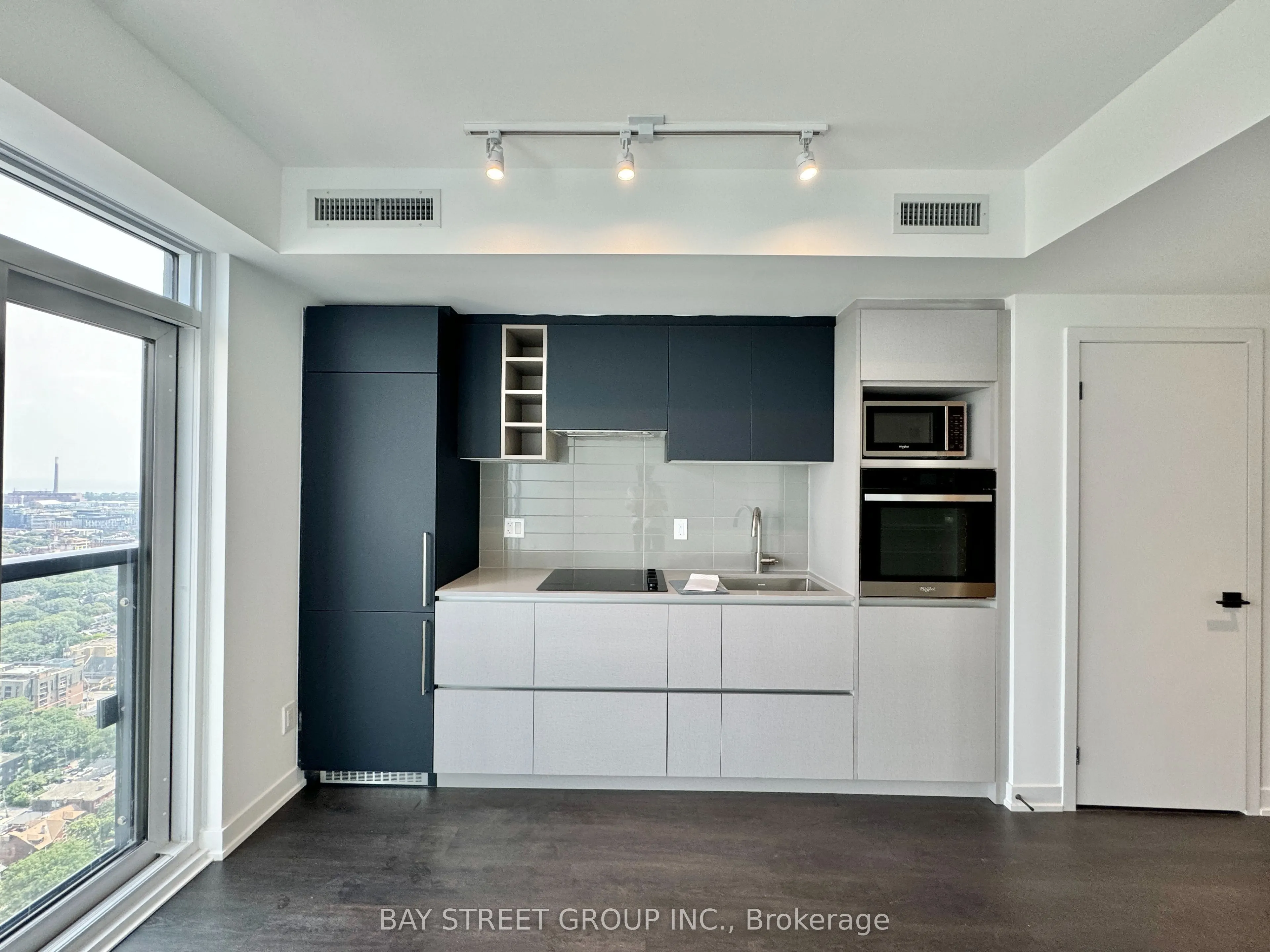319 Jarvis Street, #4212