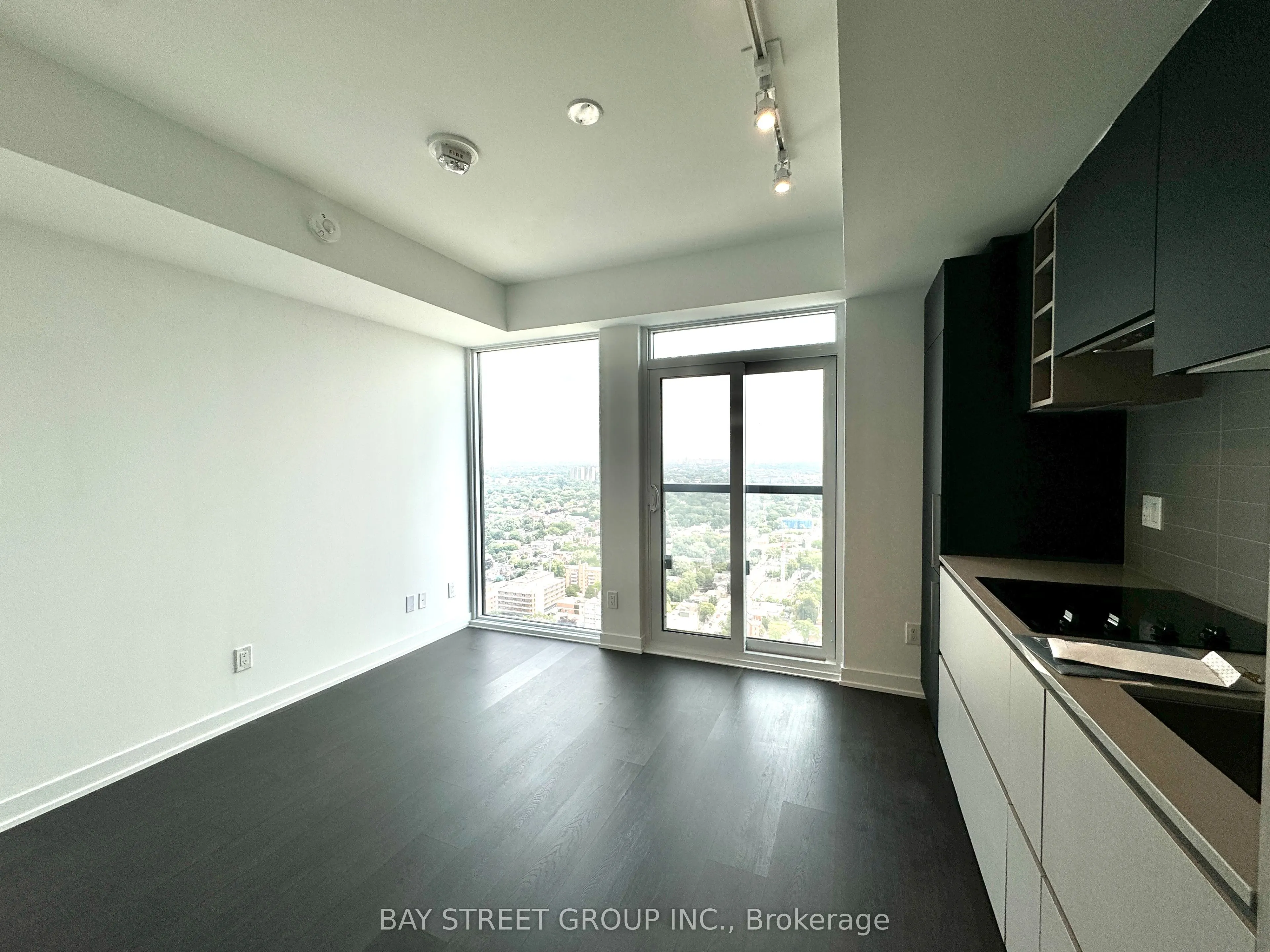 319 Jarvis Street, #4212