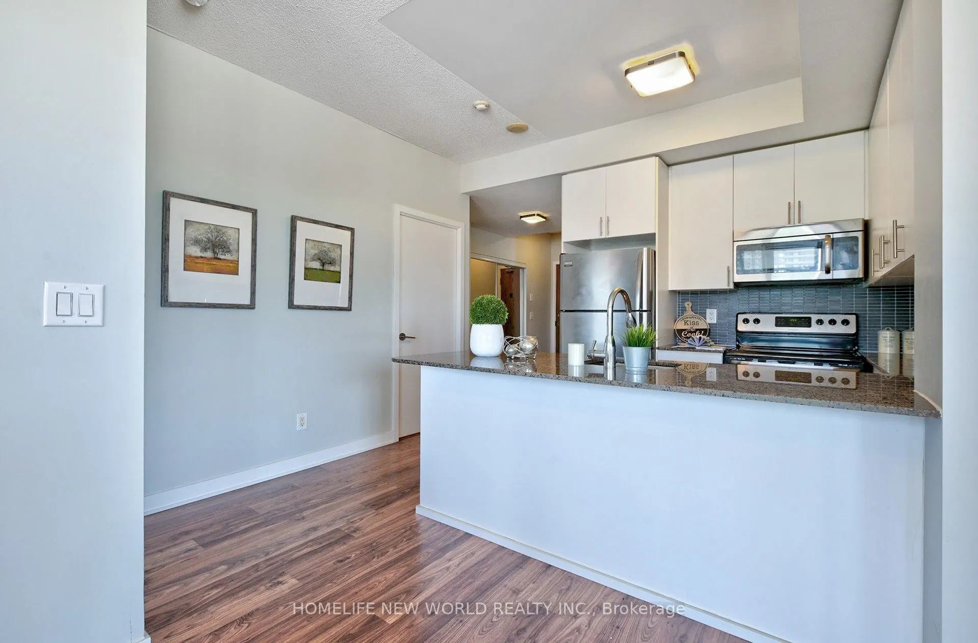 260 Sackville Street, #505