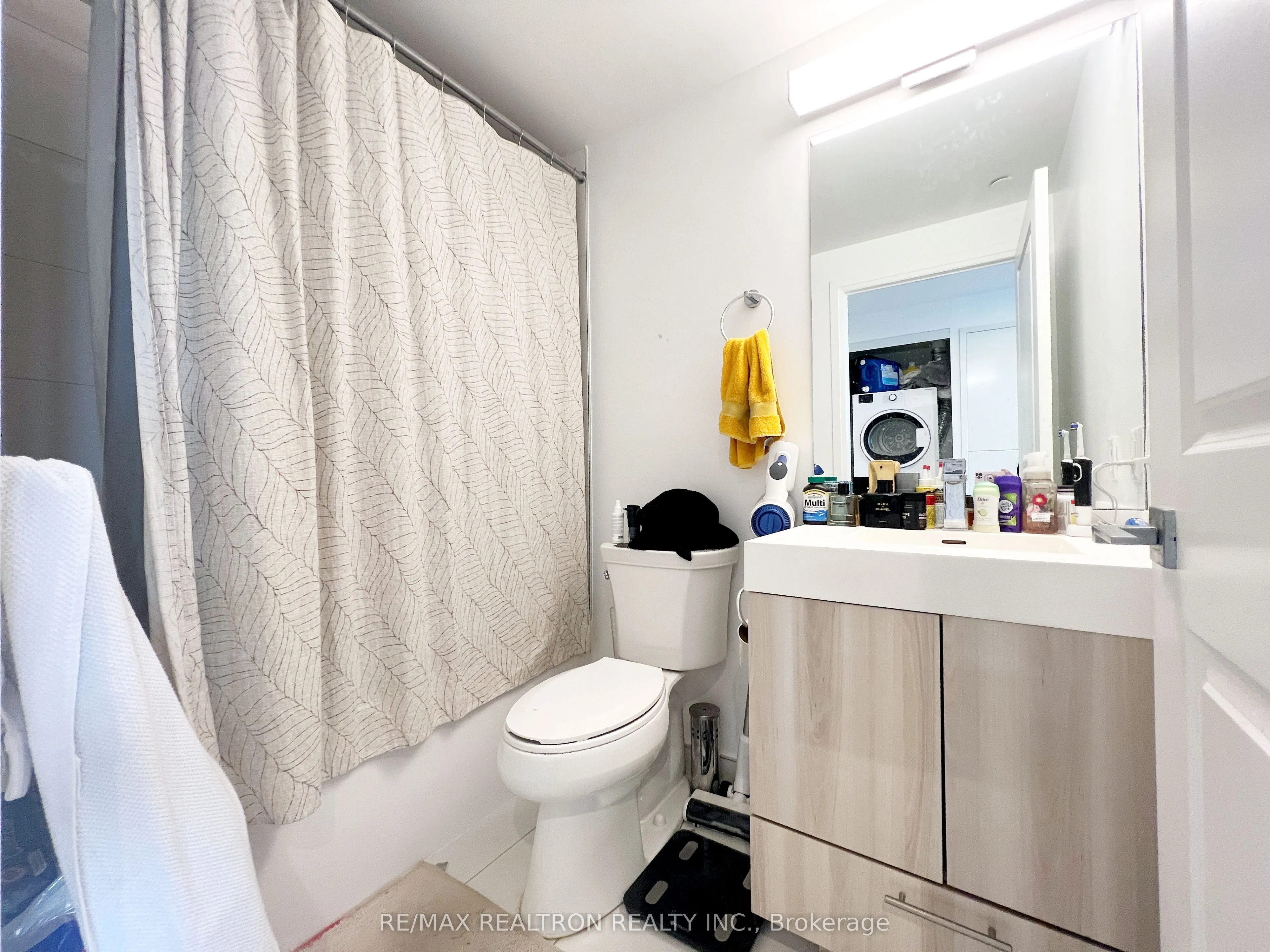 251 Jarvis Street, #3511