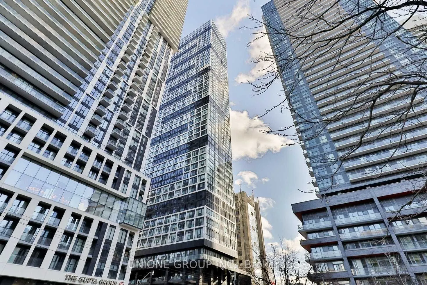 181 Dundas Street E, #502