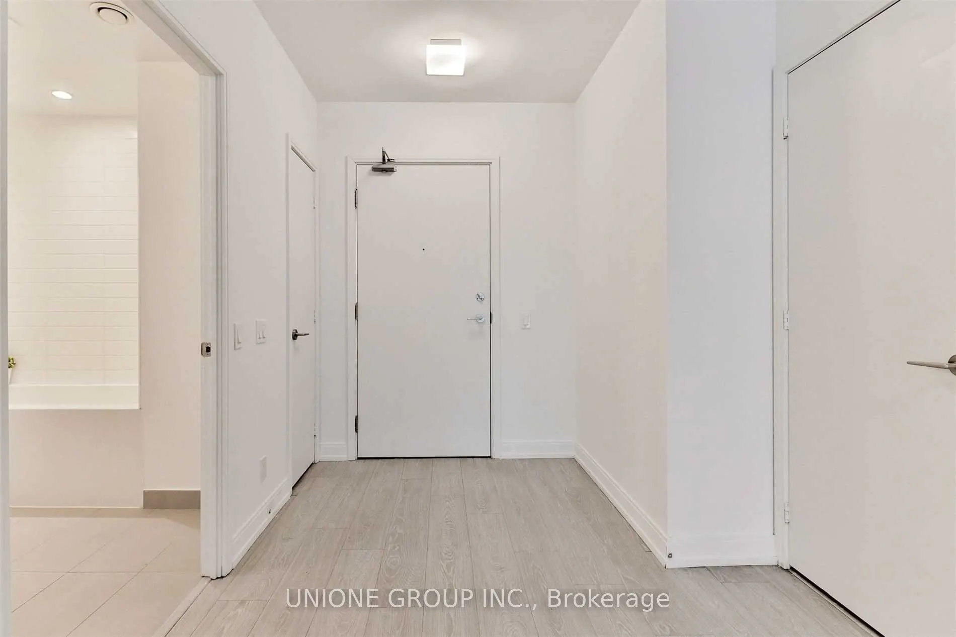 181 Dundas Street E, #502