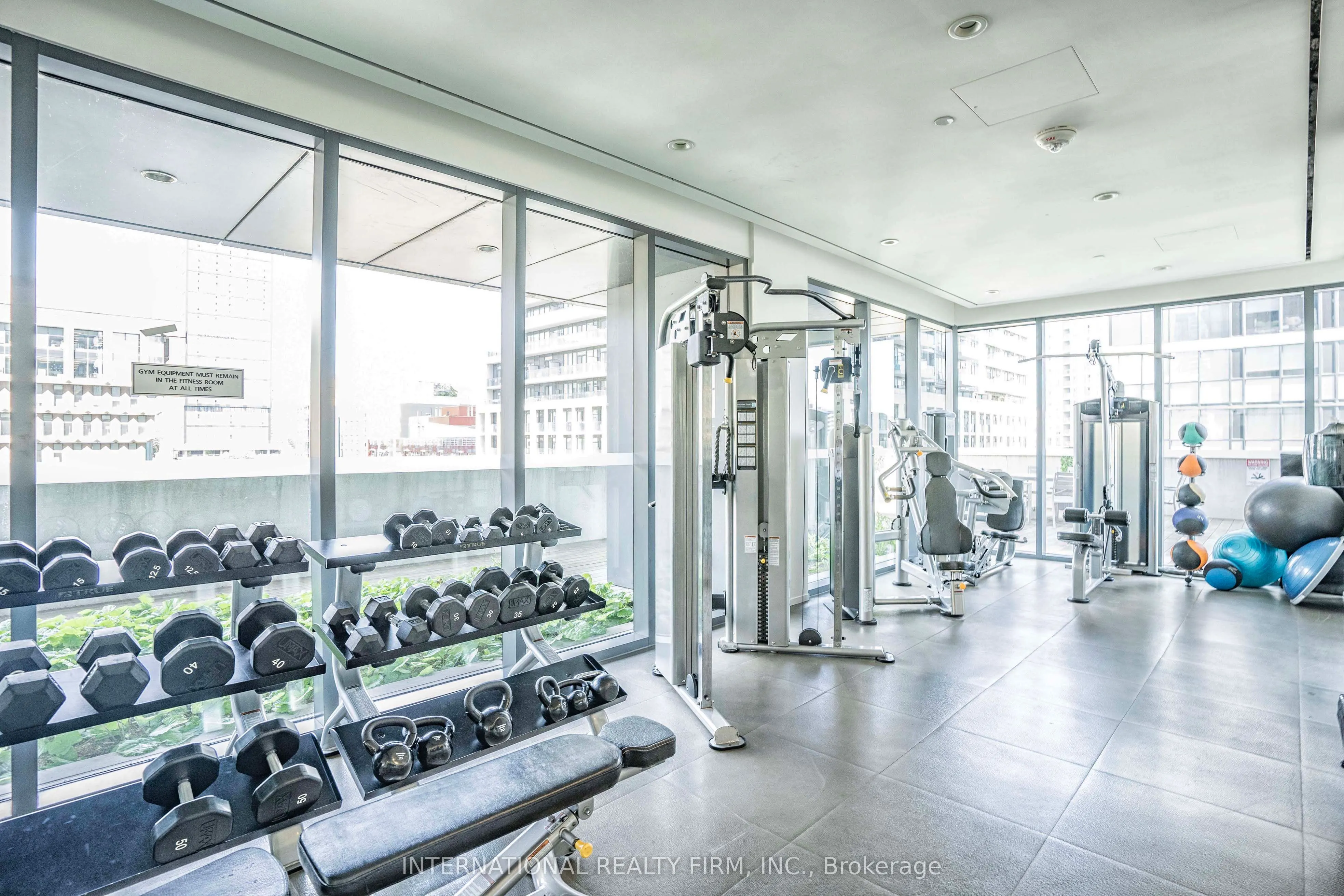 159 Dundas Street E, #403