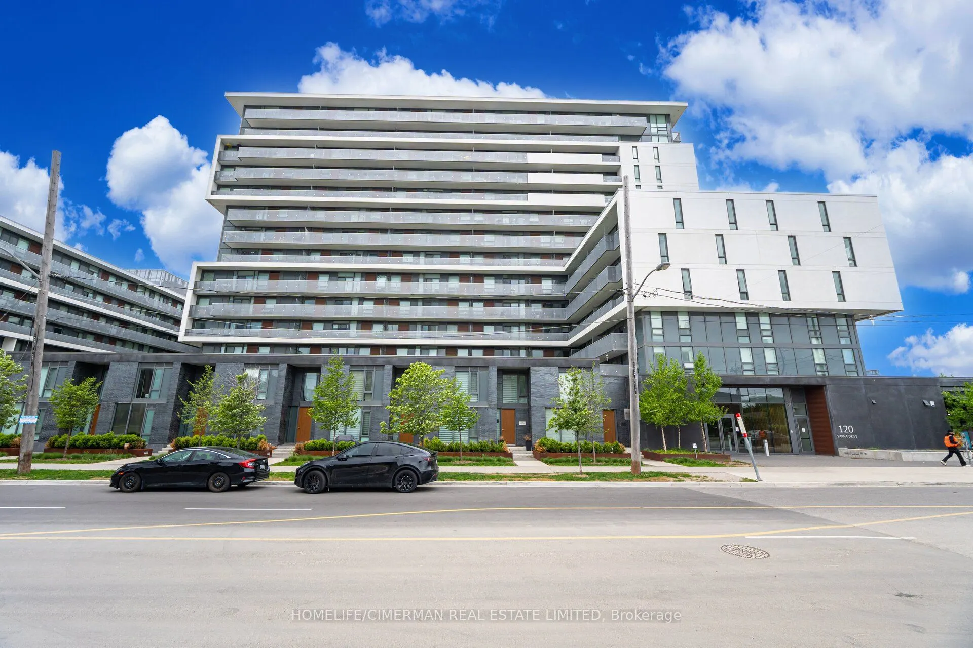 120 Varna Drive, #405